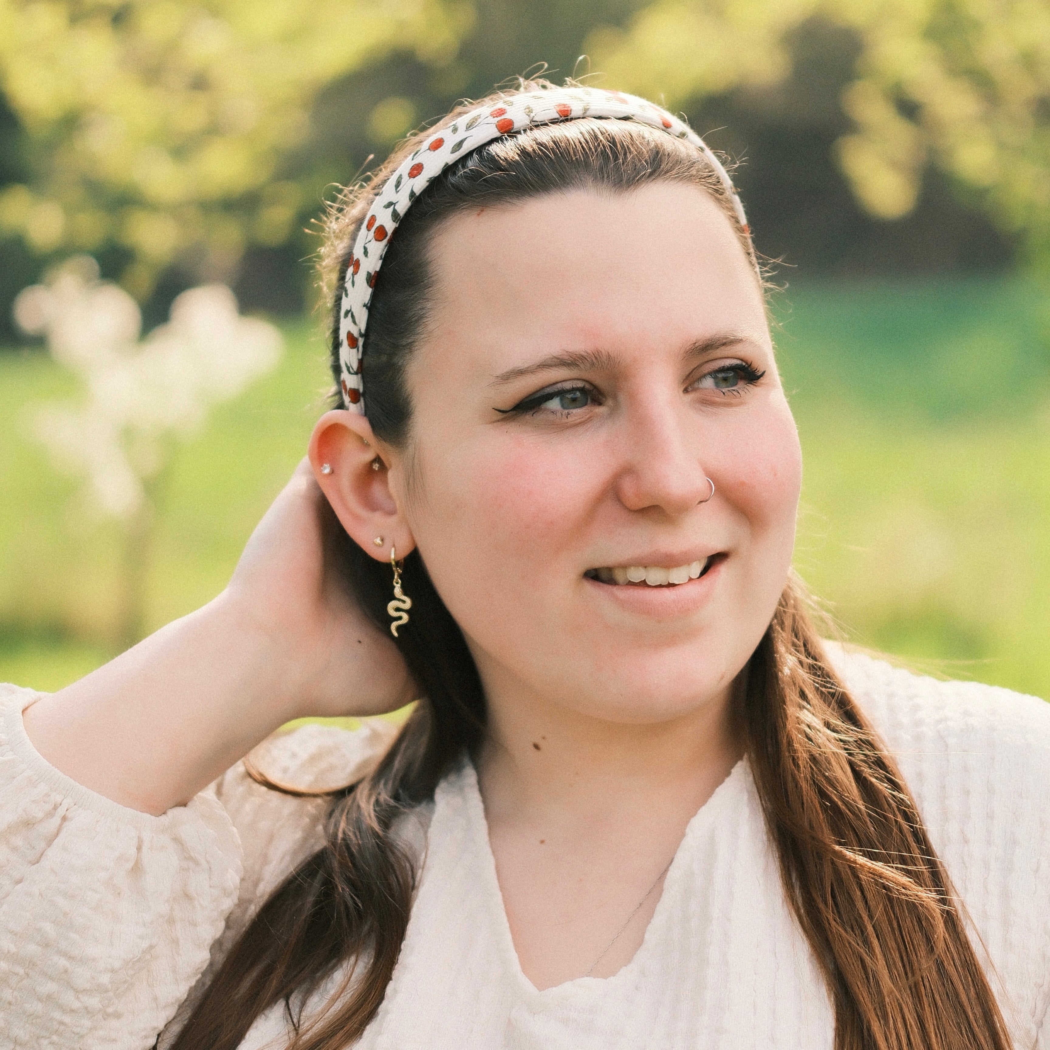 Anna - Cheery Lady