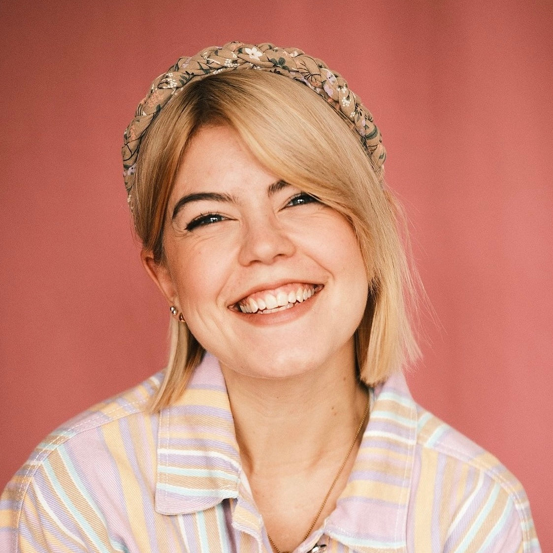 Carlotta - Frühling beige