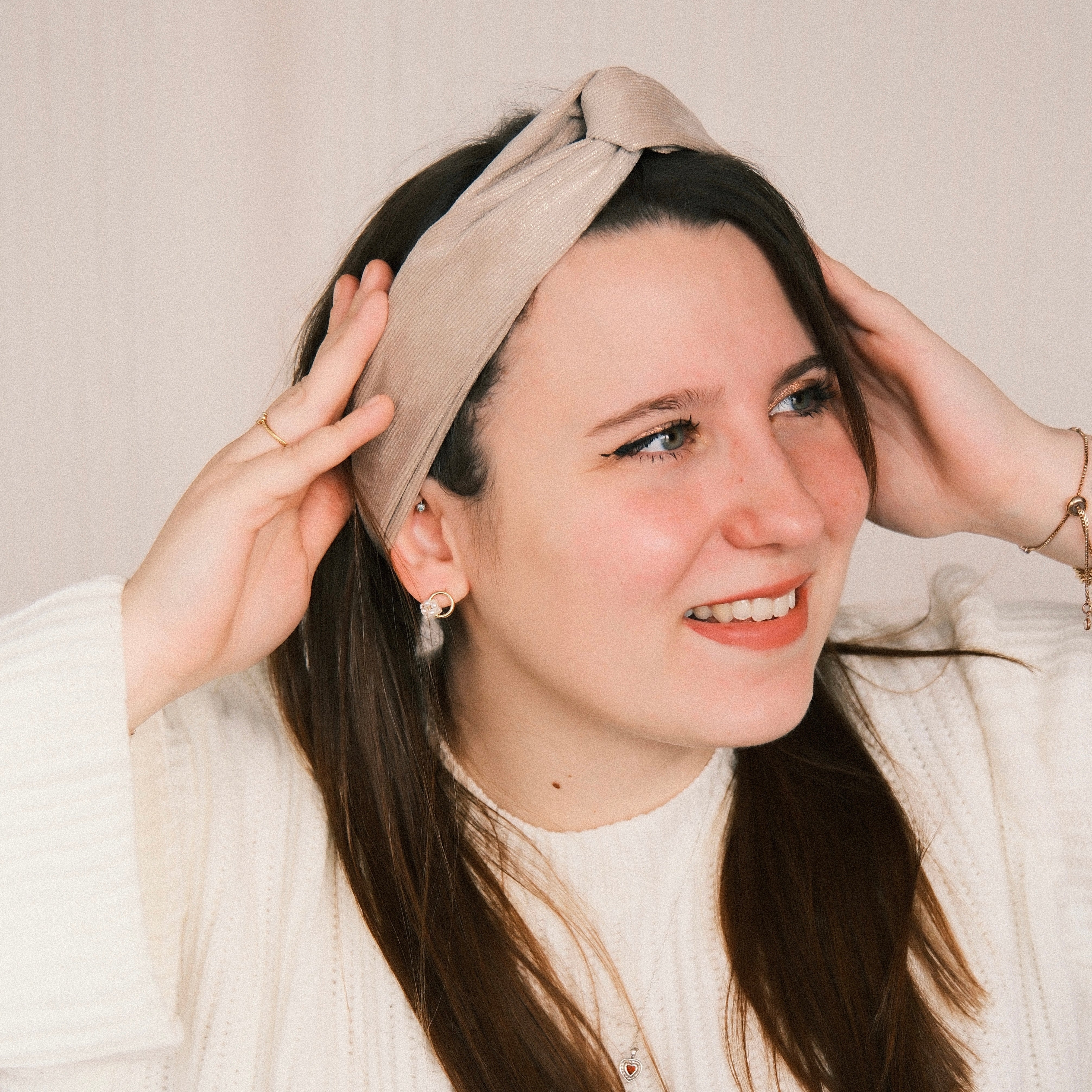 Drahthaarband - Cord Glitzer Beige