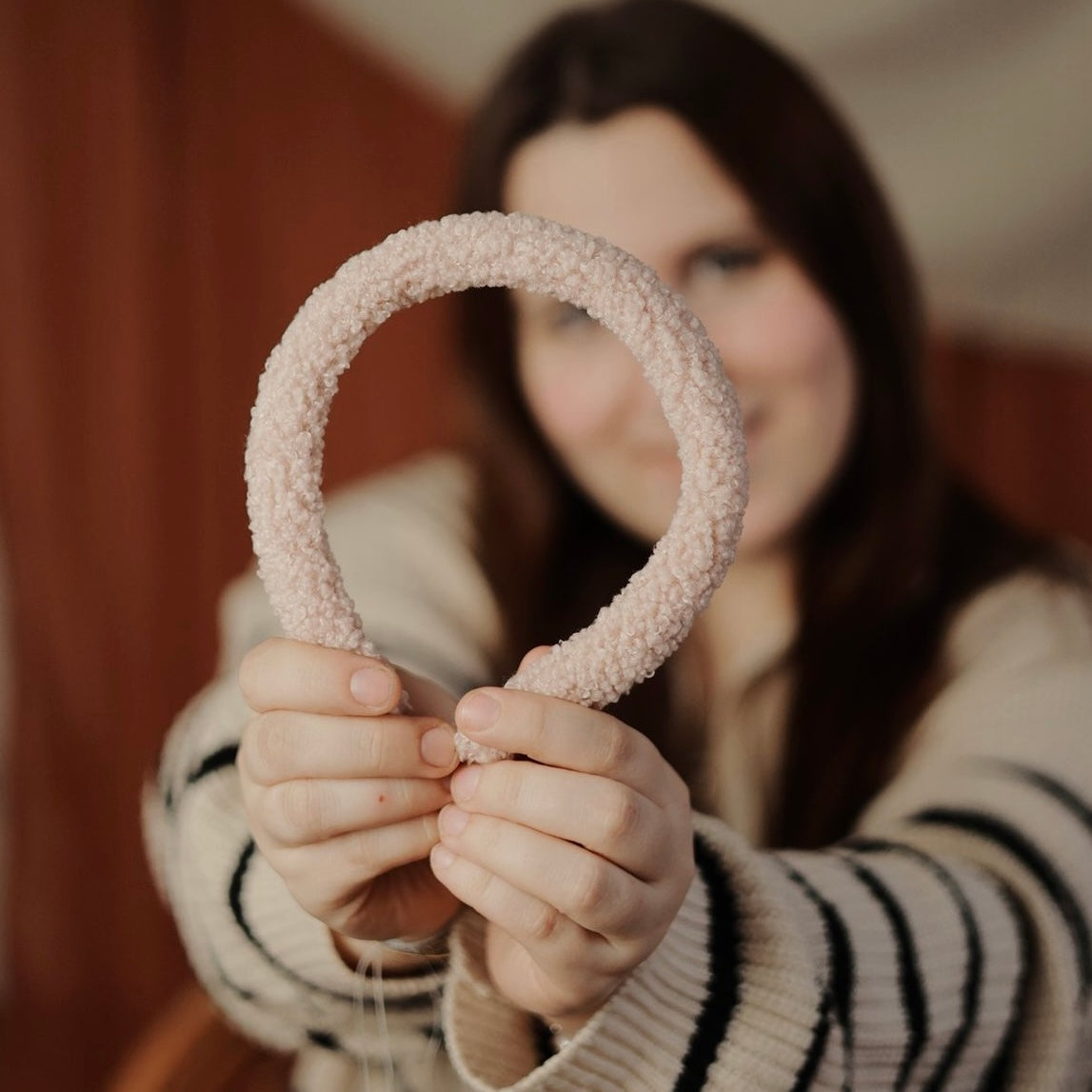 Lina Teddy Hellrosa Haarreif