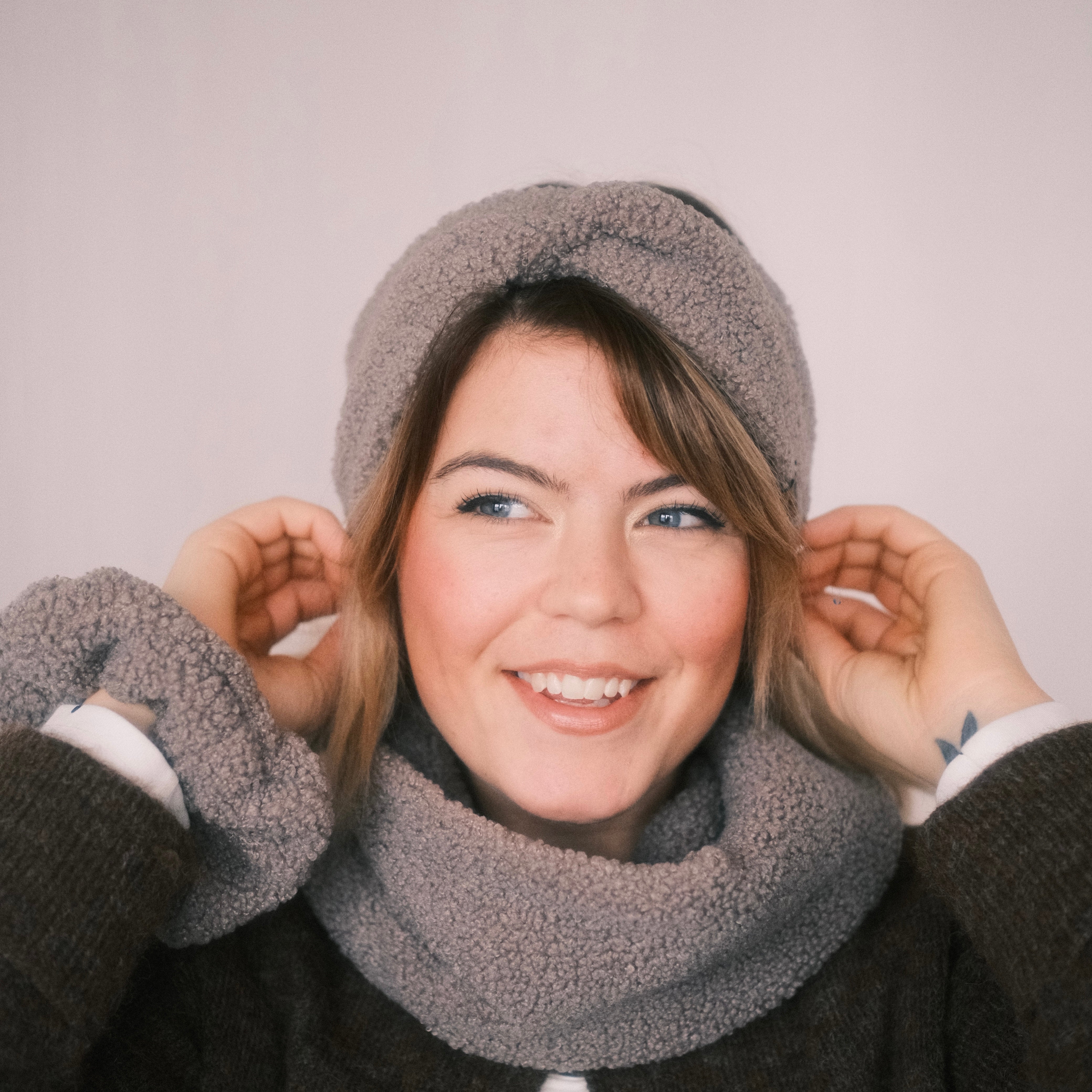 Loop - Teddy Salbei Grau