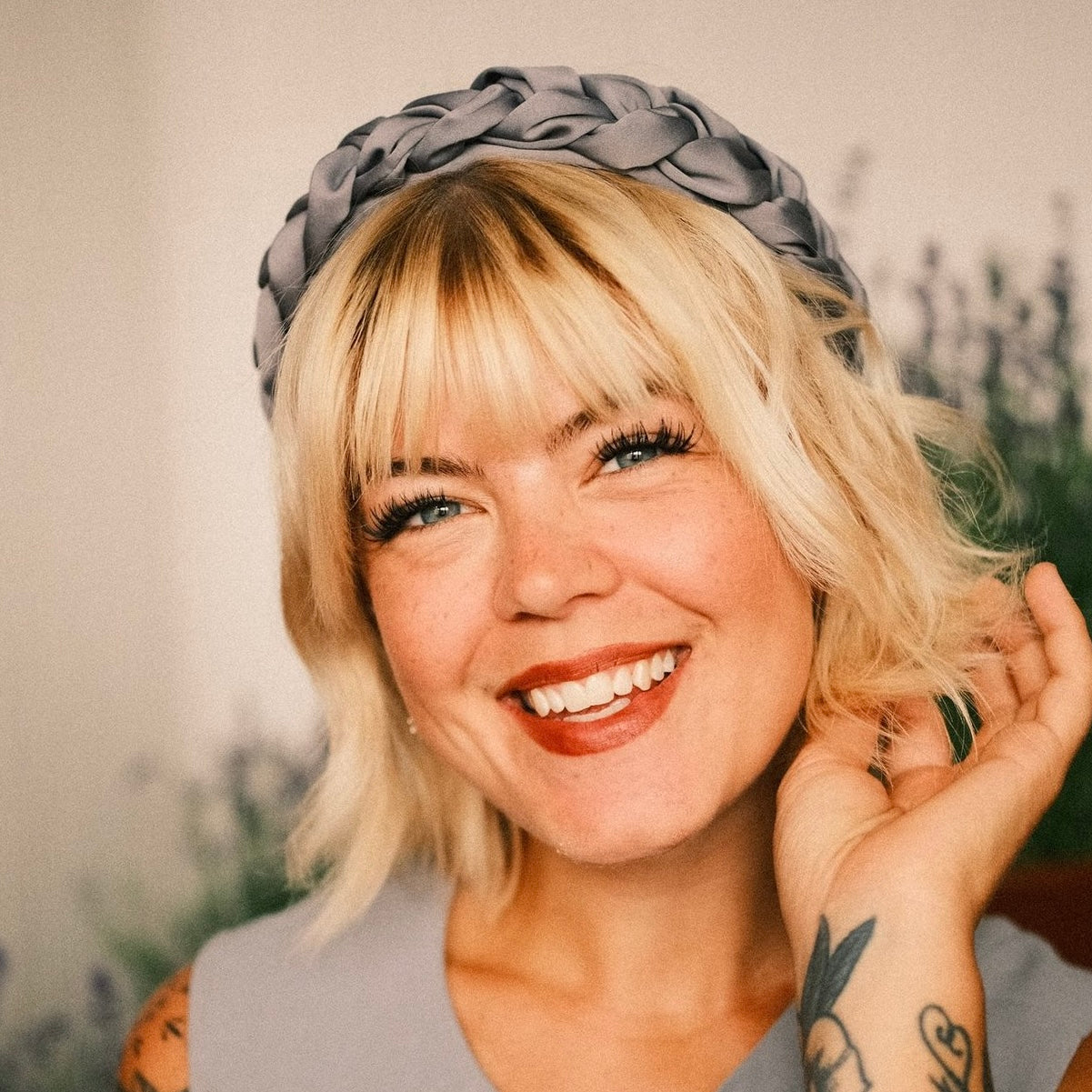 Vivi - Breit Grau