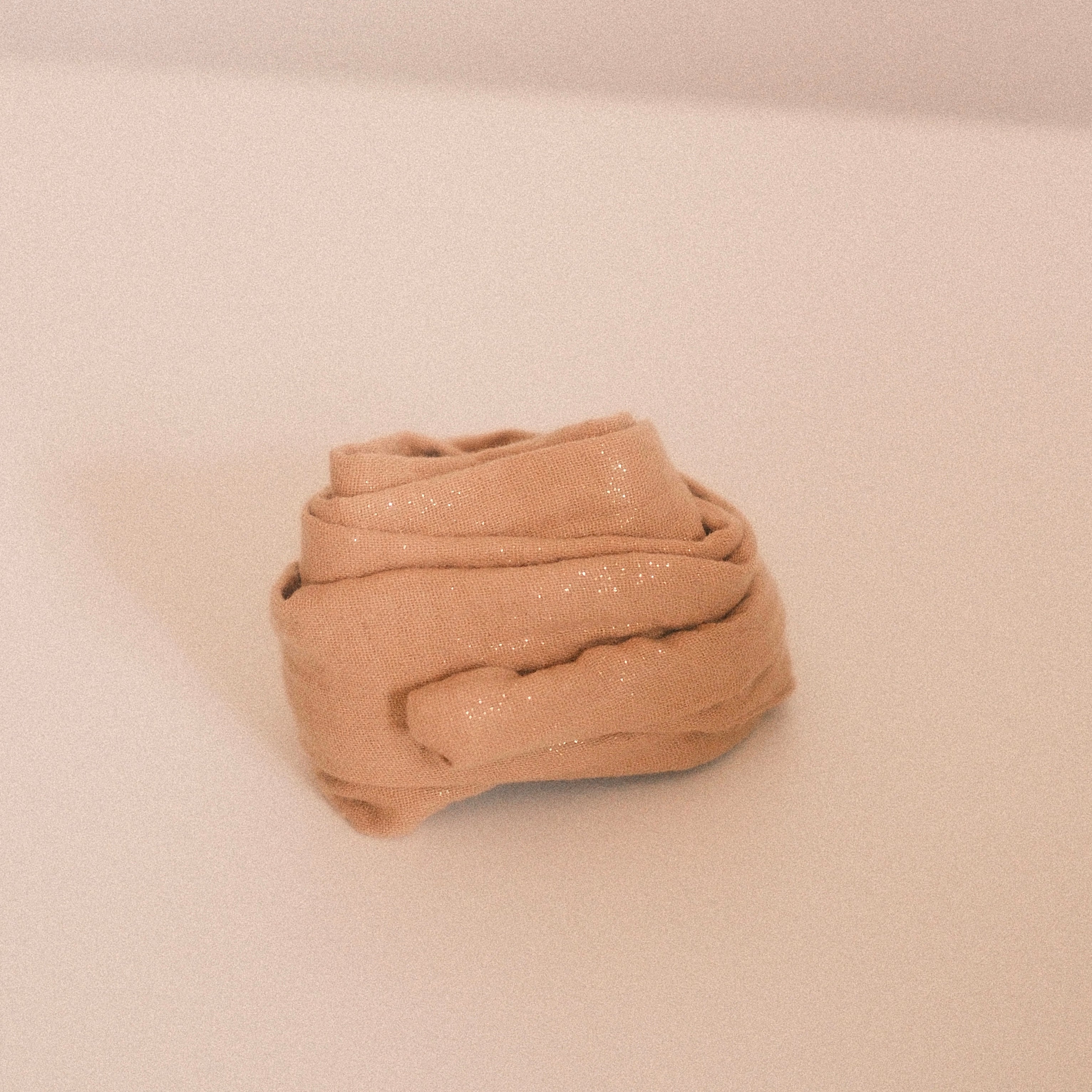 Drahthaarband schmal - Glitzer Beige