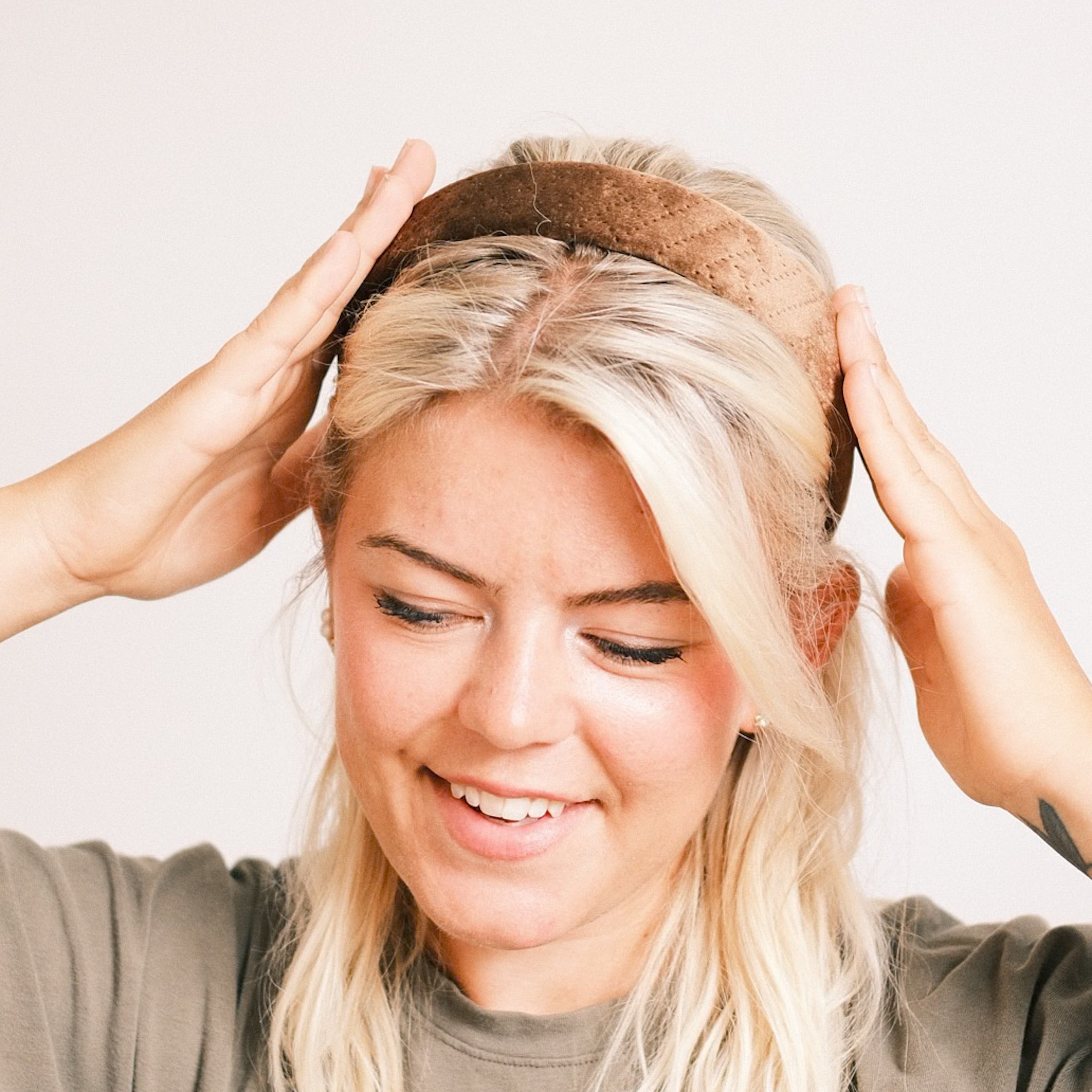 Anne - Samt Struktur Braun
