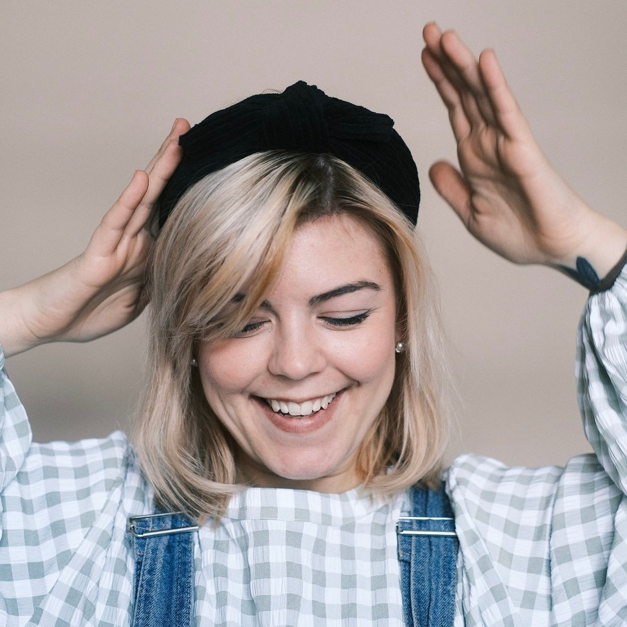 Heidi 4 in 1 Schwarz Haarreif Schleife