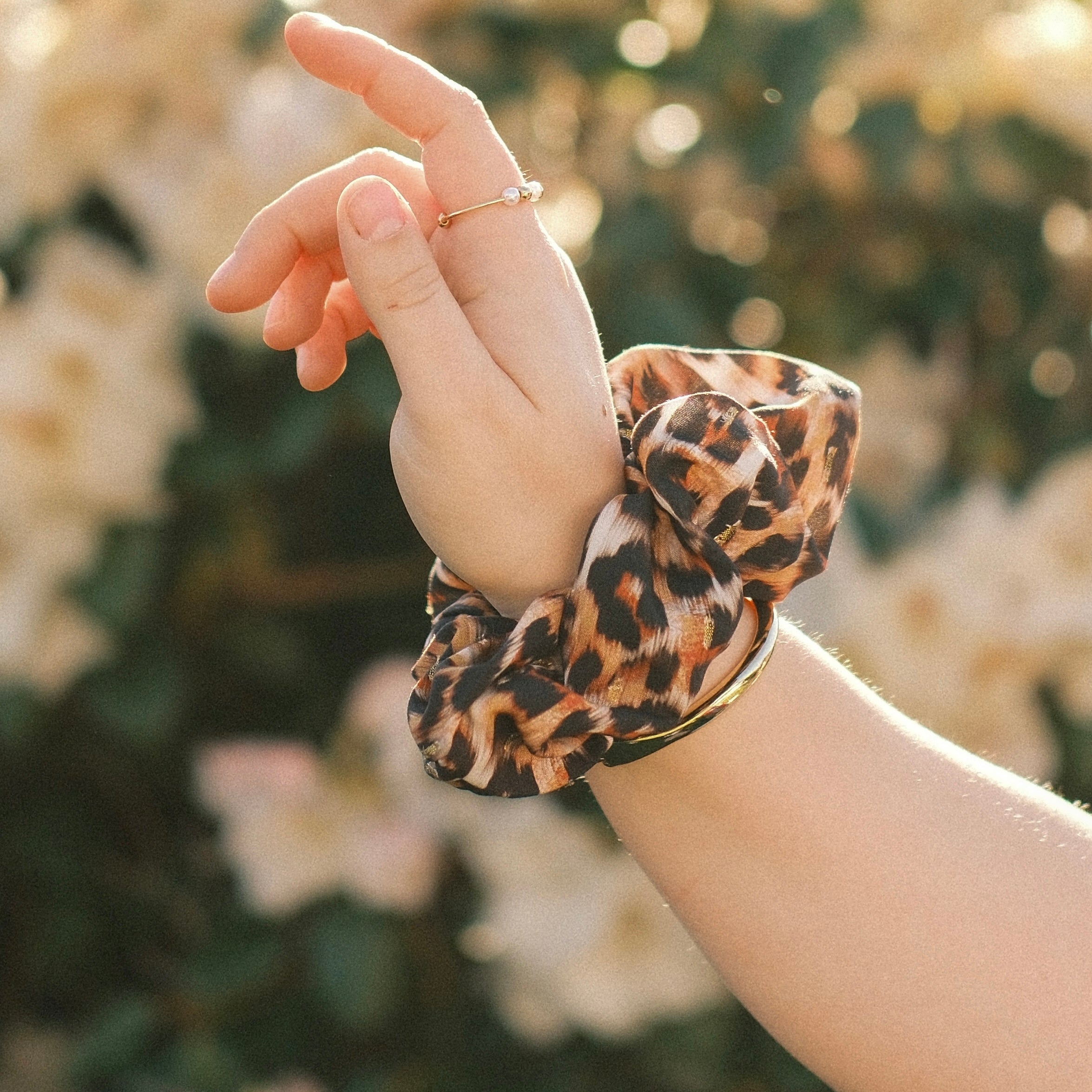 Big Scrunchie - Wild Honey