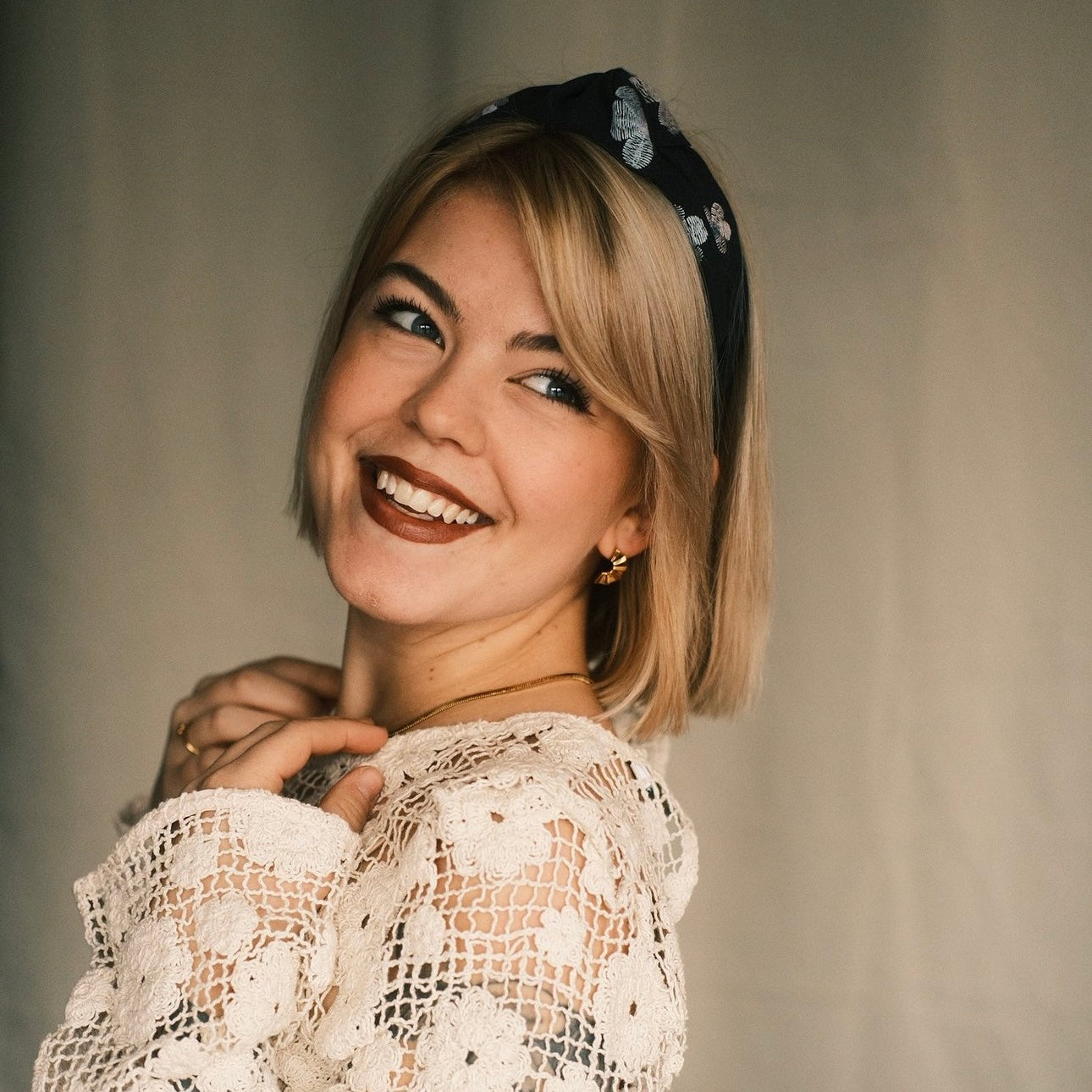 Katharina - große Blumen dunkelblau