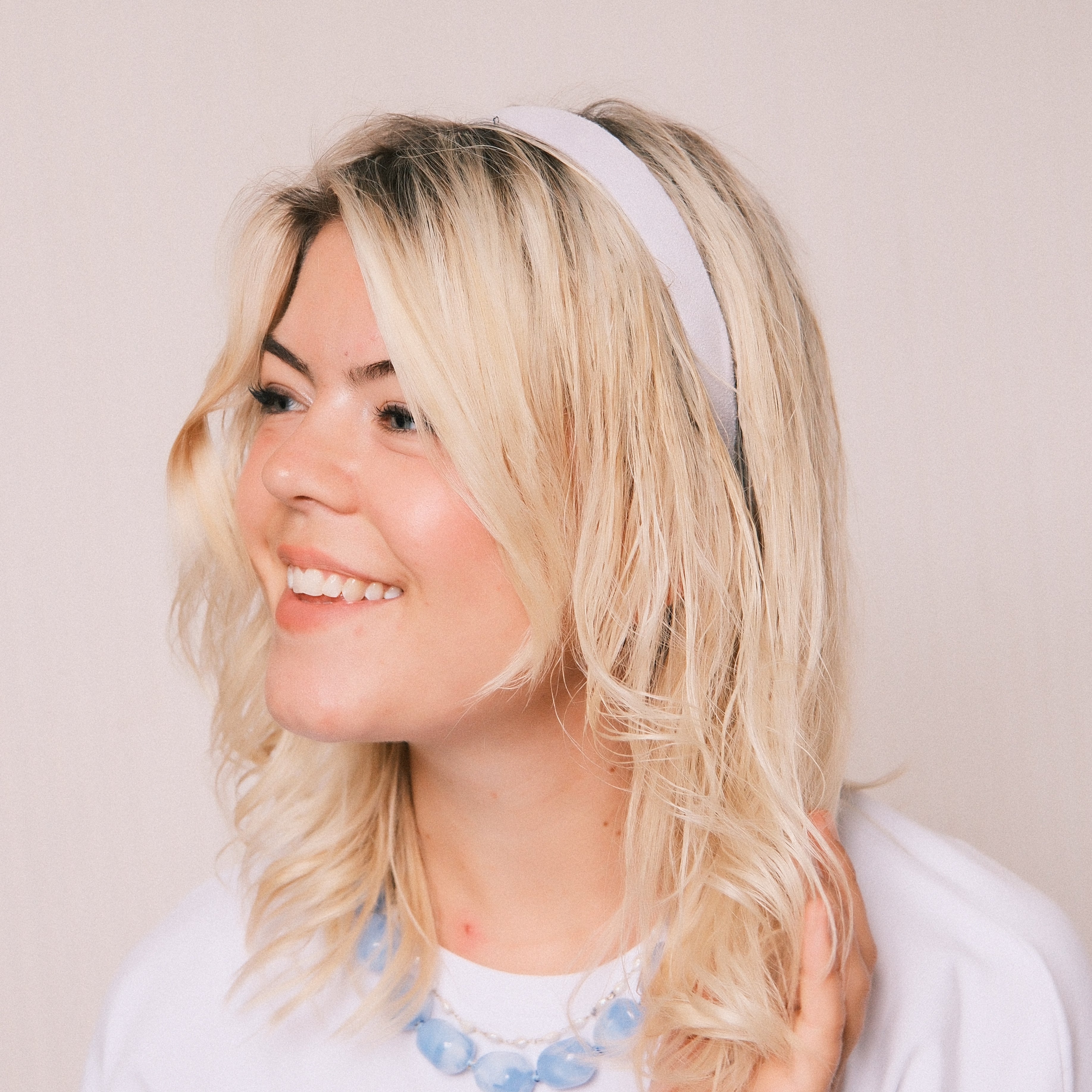 Anna - Dusty Flieder