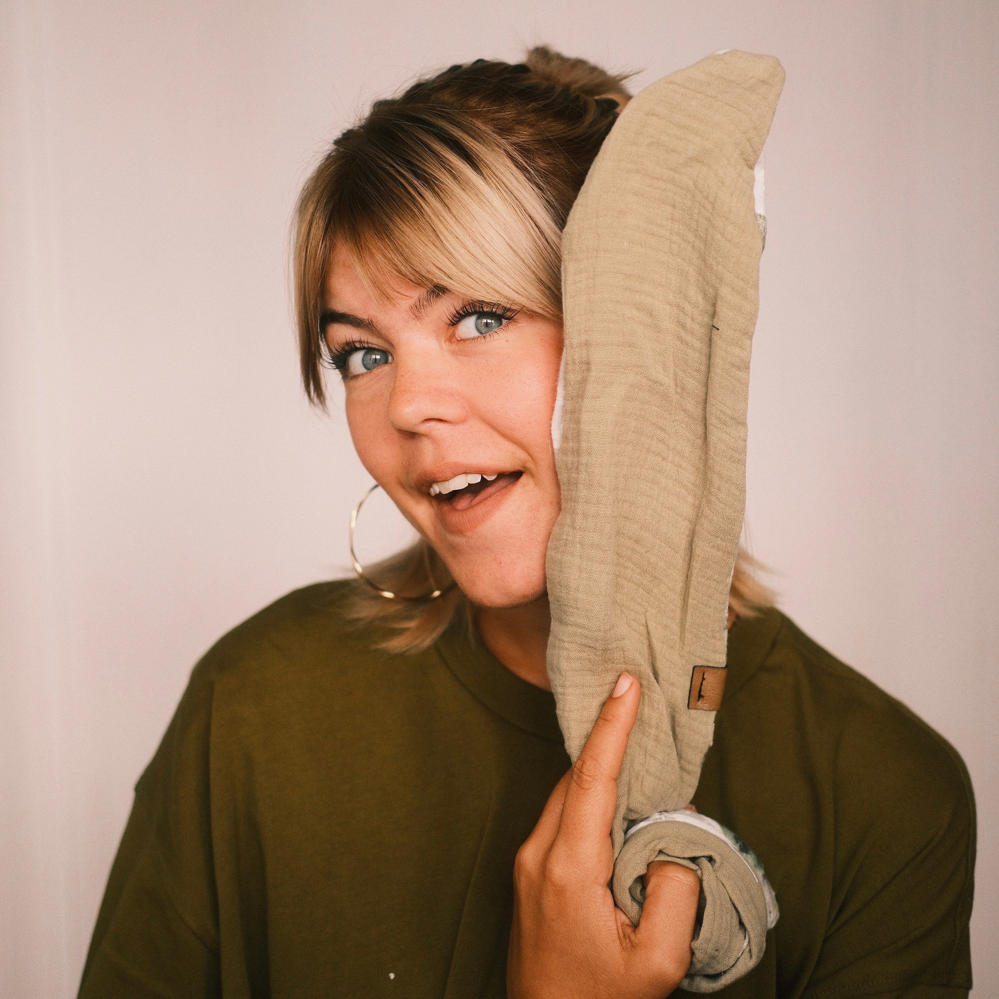 Drahthaarband 2 Seiten - Stick Blume Grün