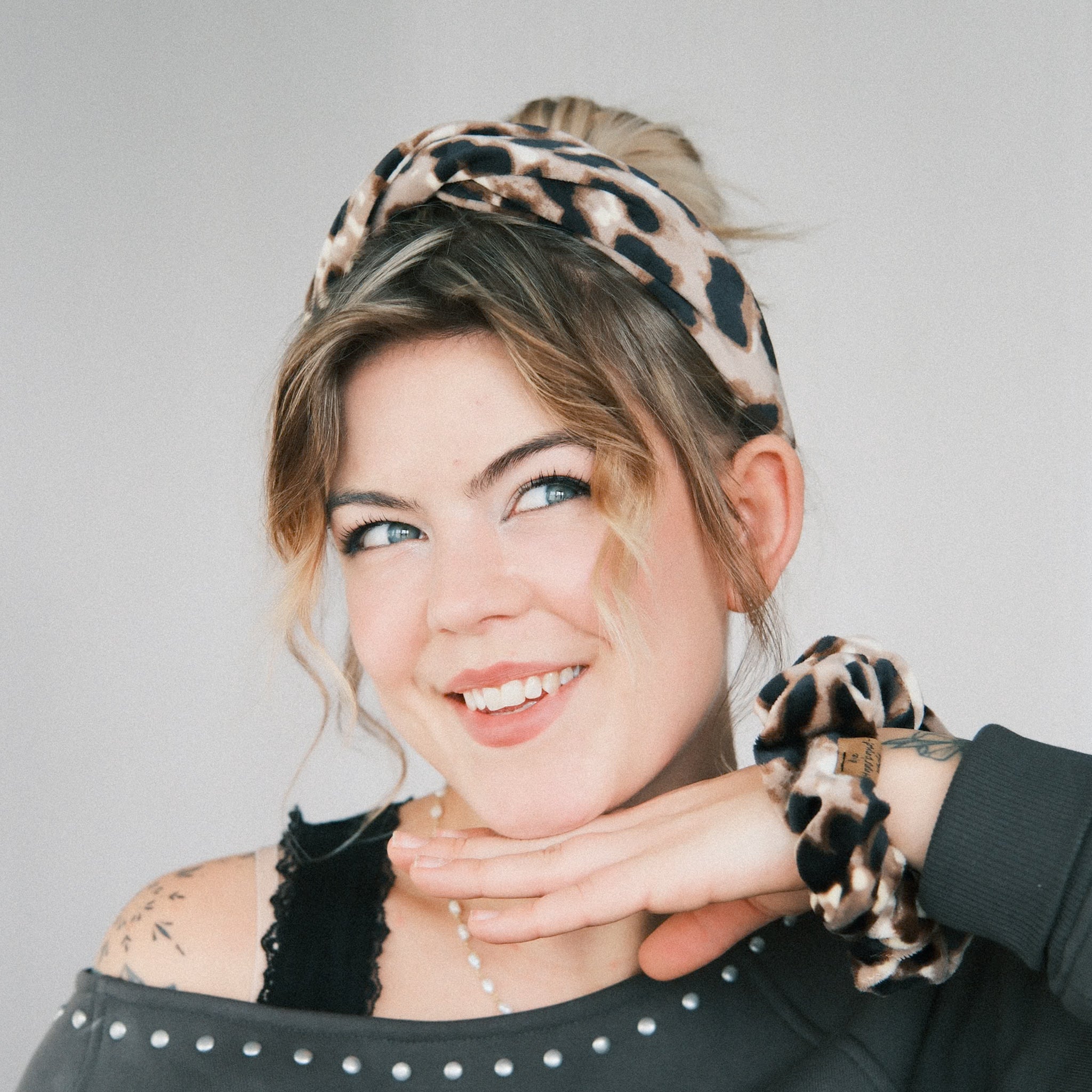 Scrunchie - Samt Leo