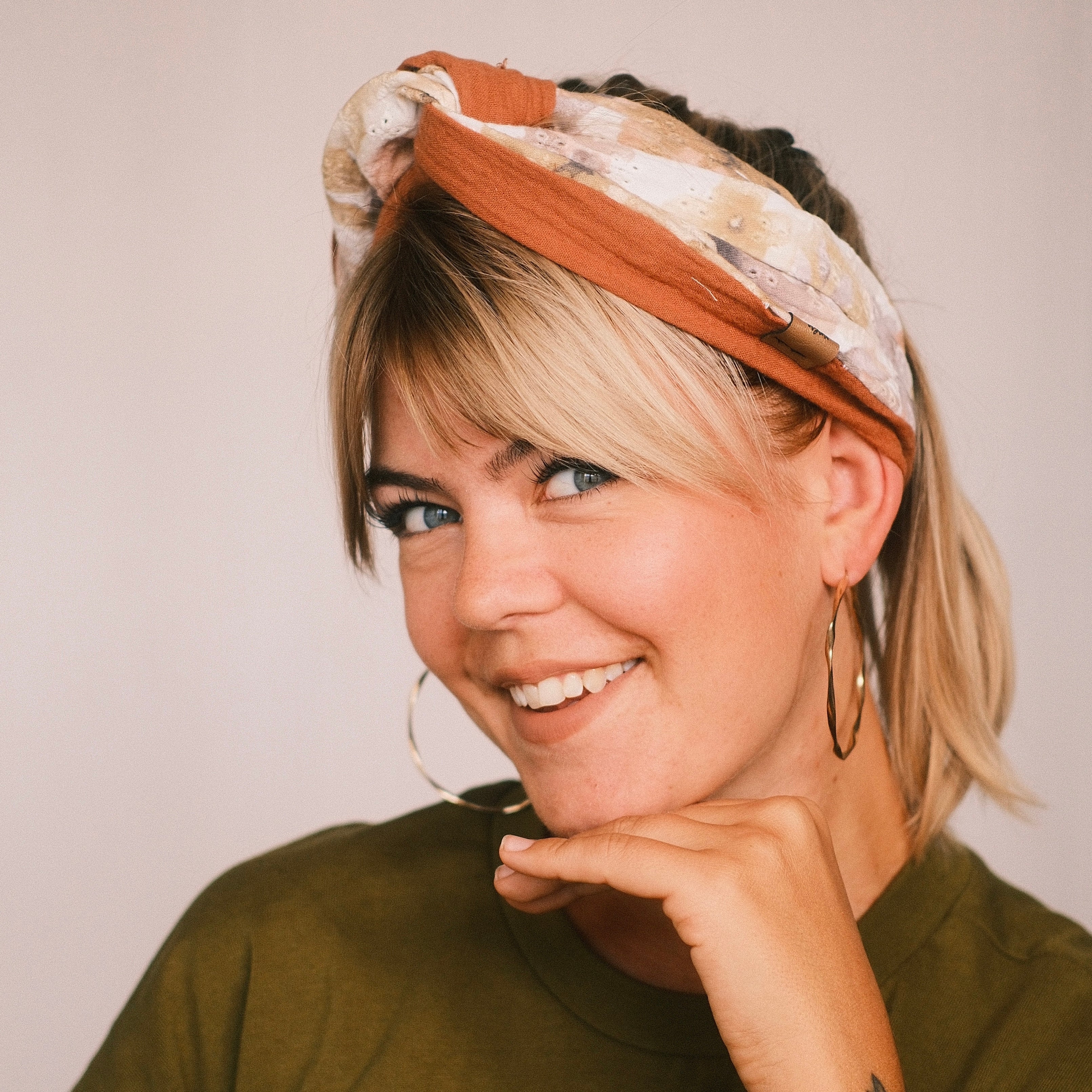 Drahthaarband 2 Seiten - Stick Blume Braun