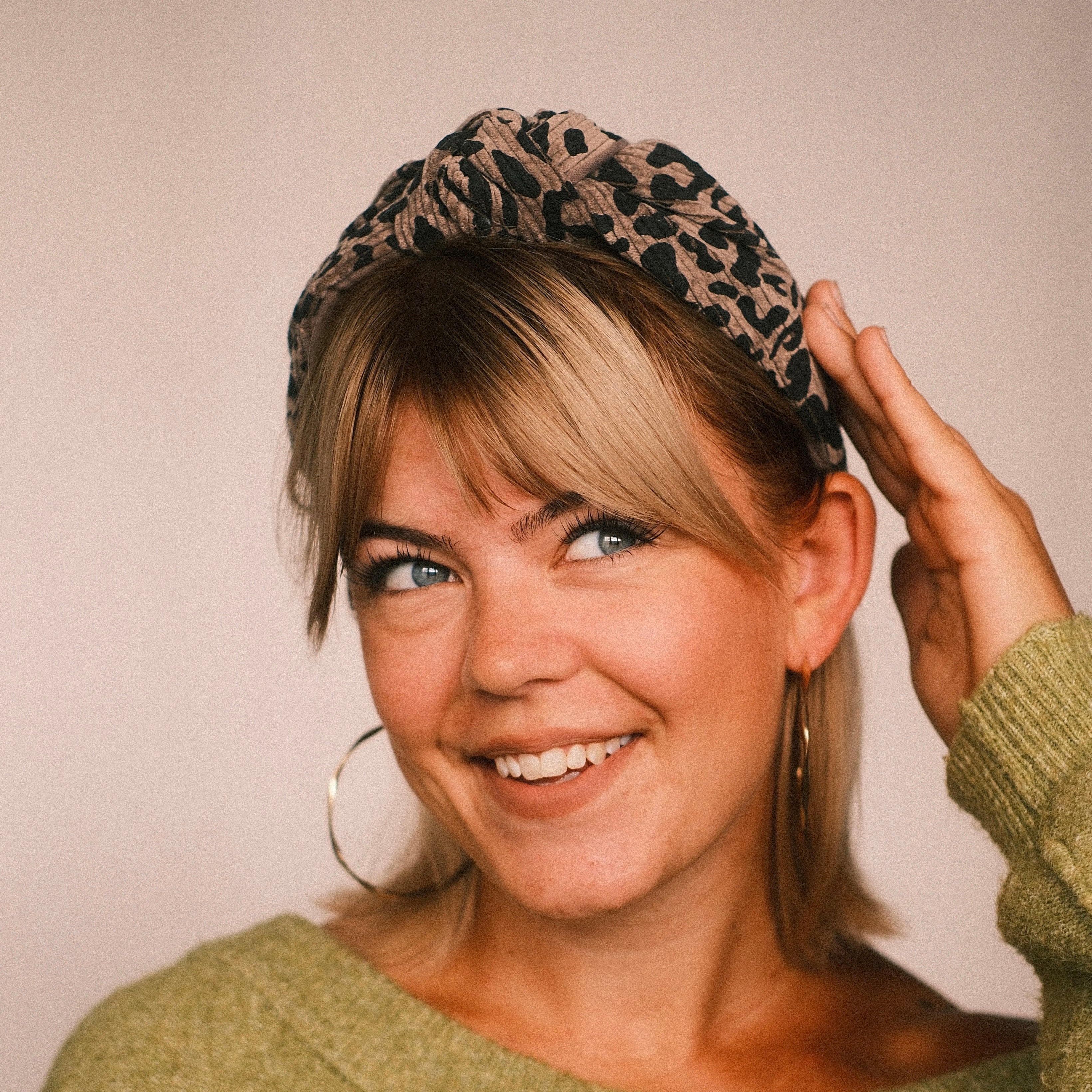 Frieda - Cord Leo Taupe