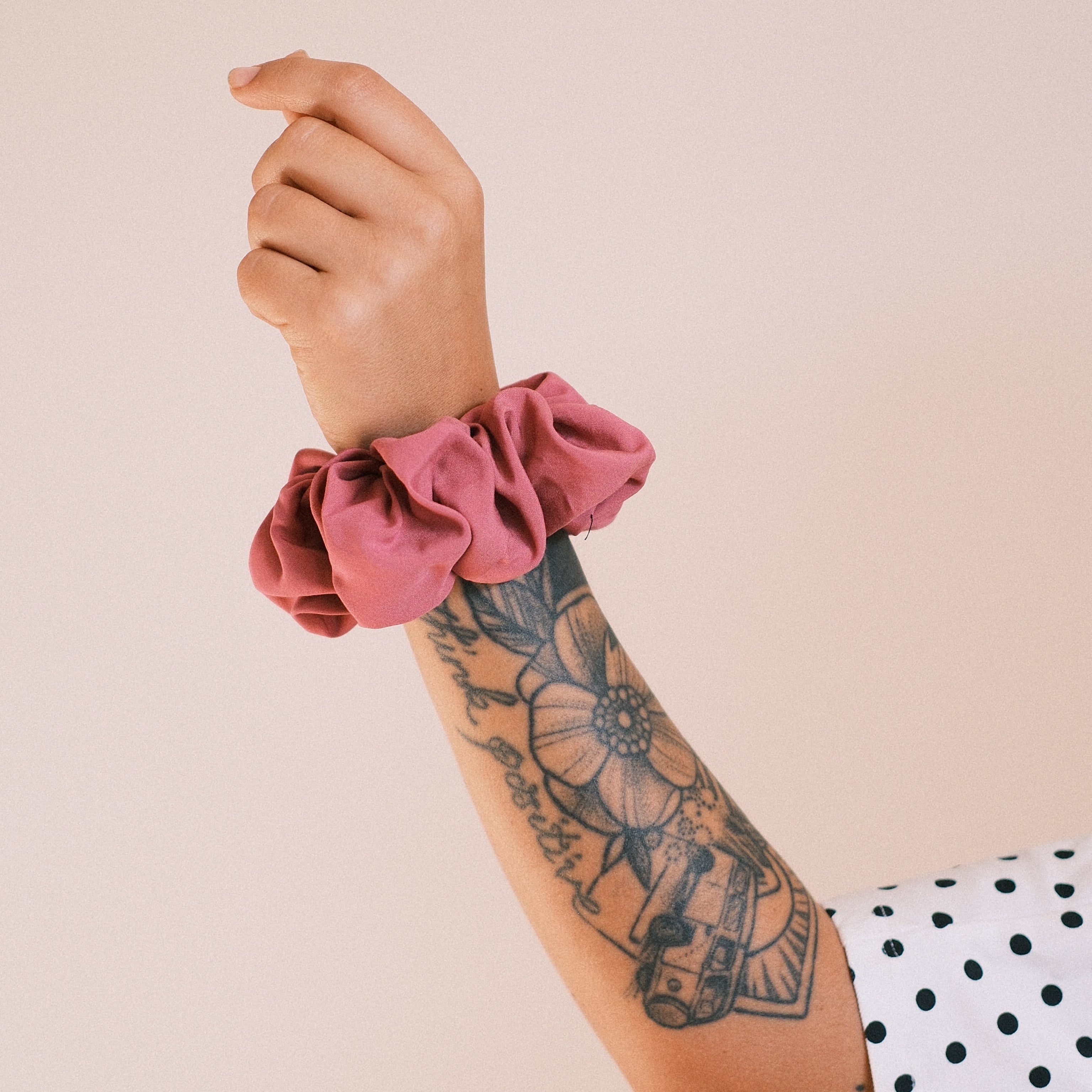 Big Scrunchie - soft touch Fuchsia