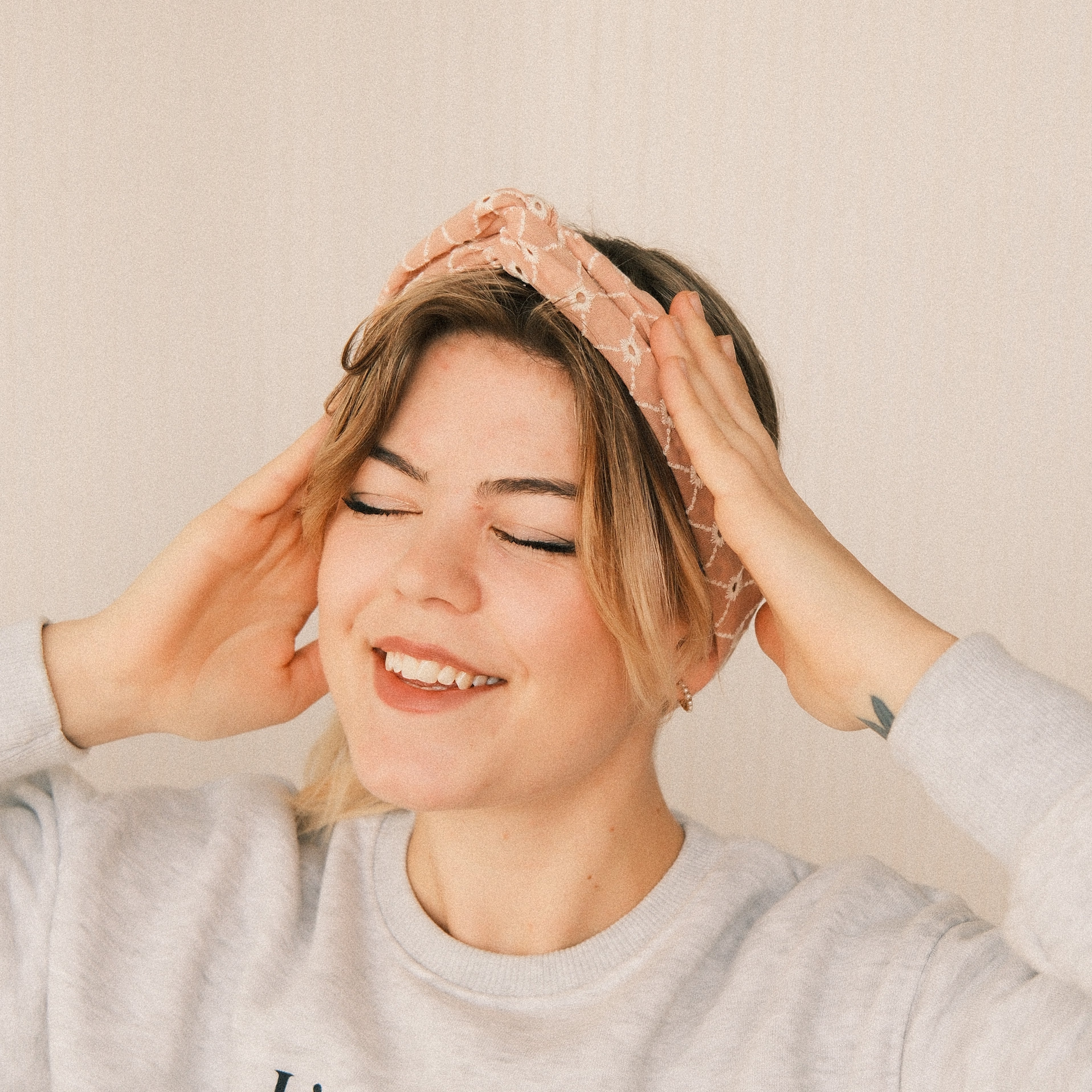 Drahthaarband schmal - Polka Stick Apricot