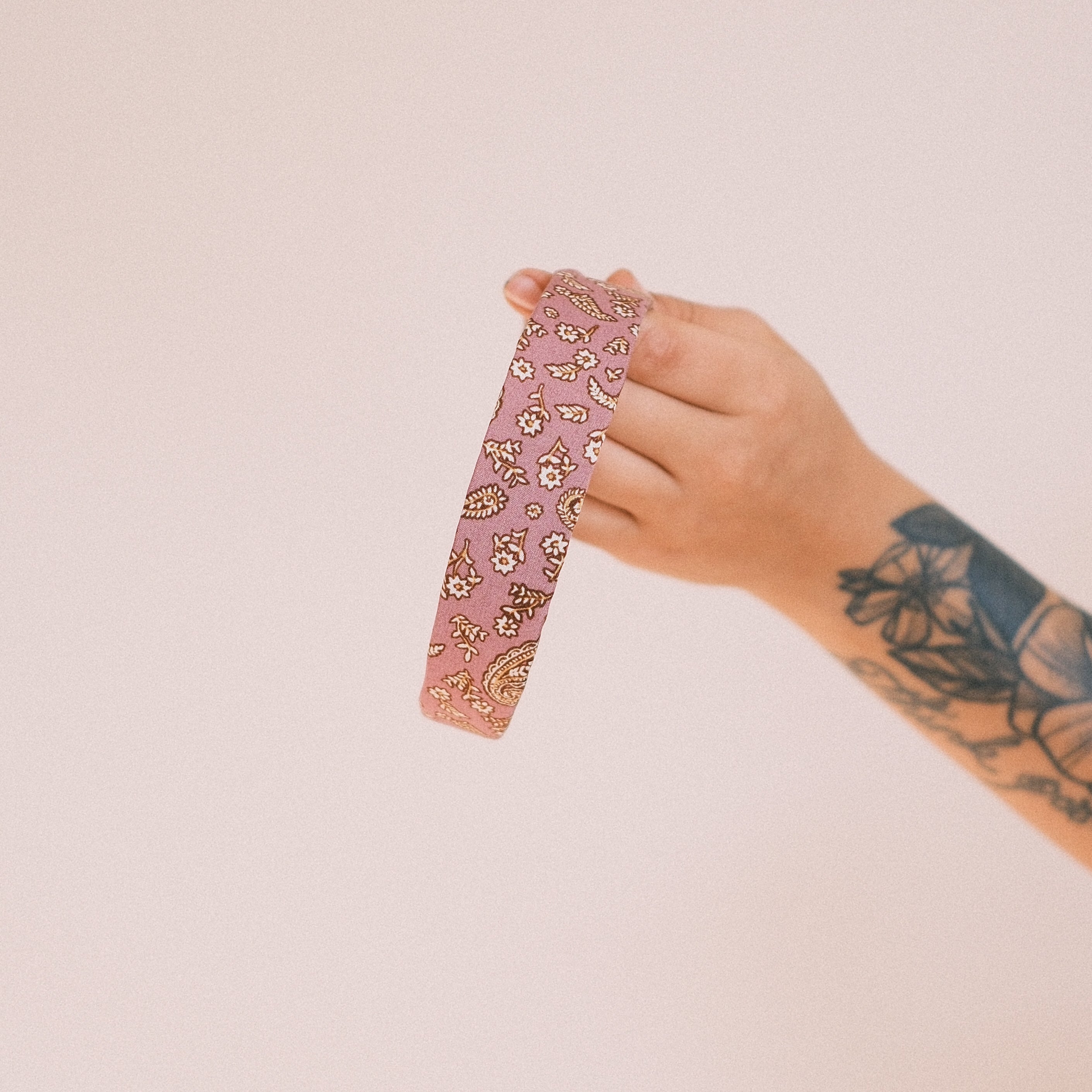 Anne - Vintage Paisley Mauve