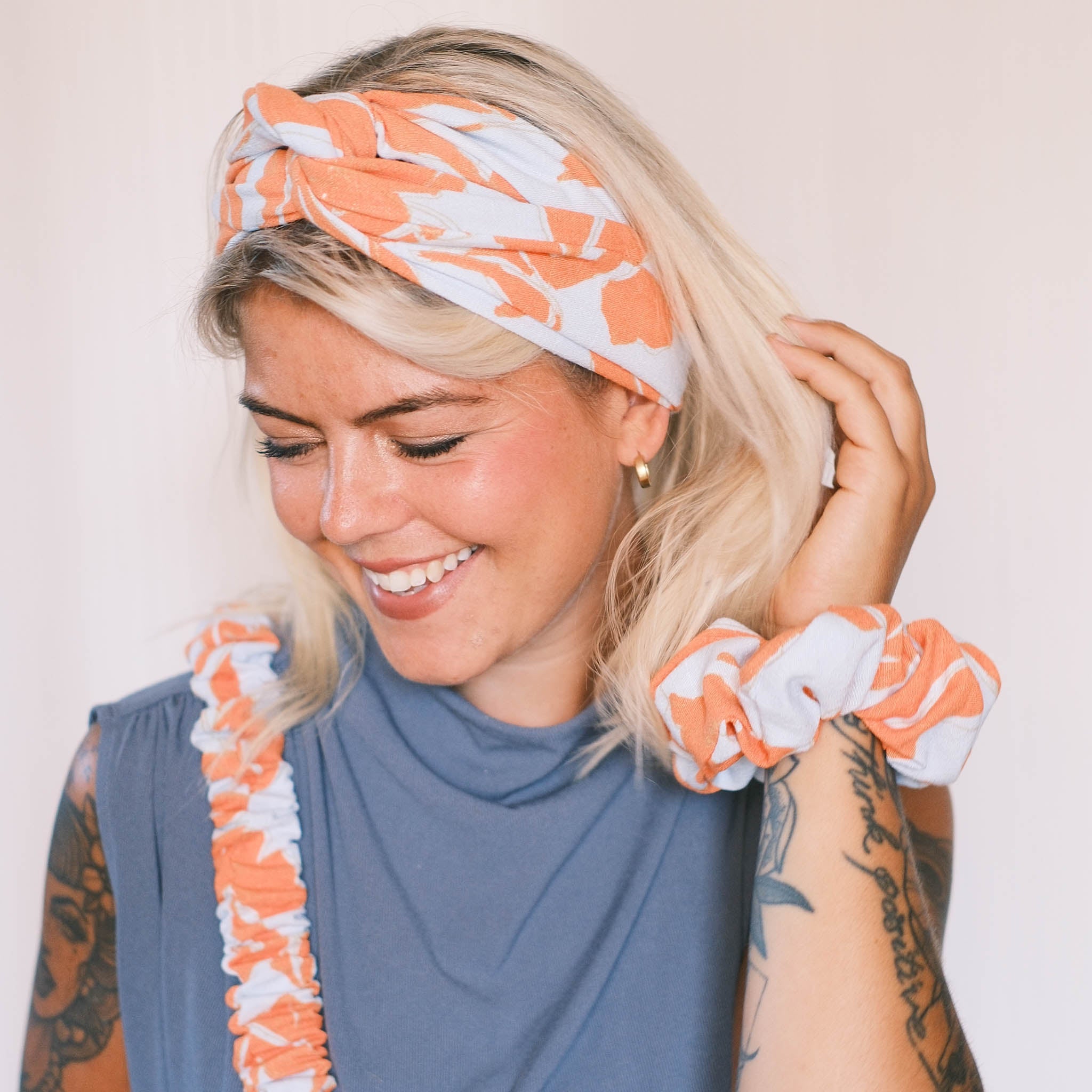 Drahthaarband Breit – Aloha Blau