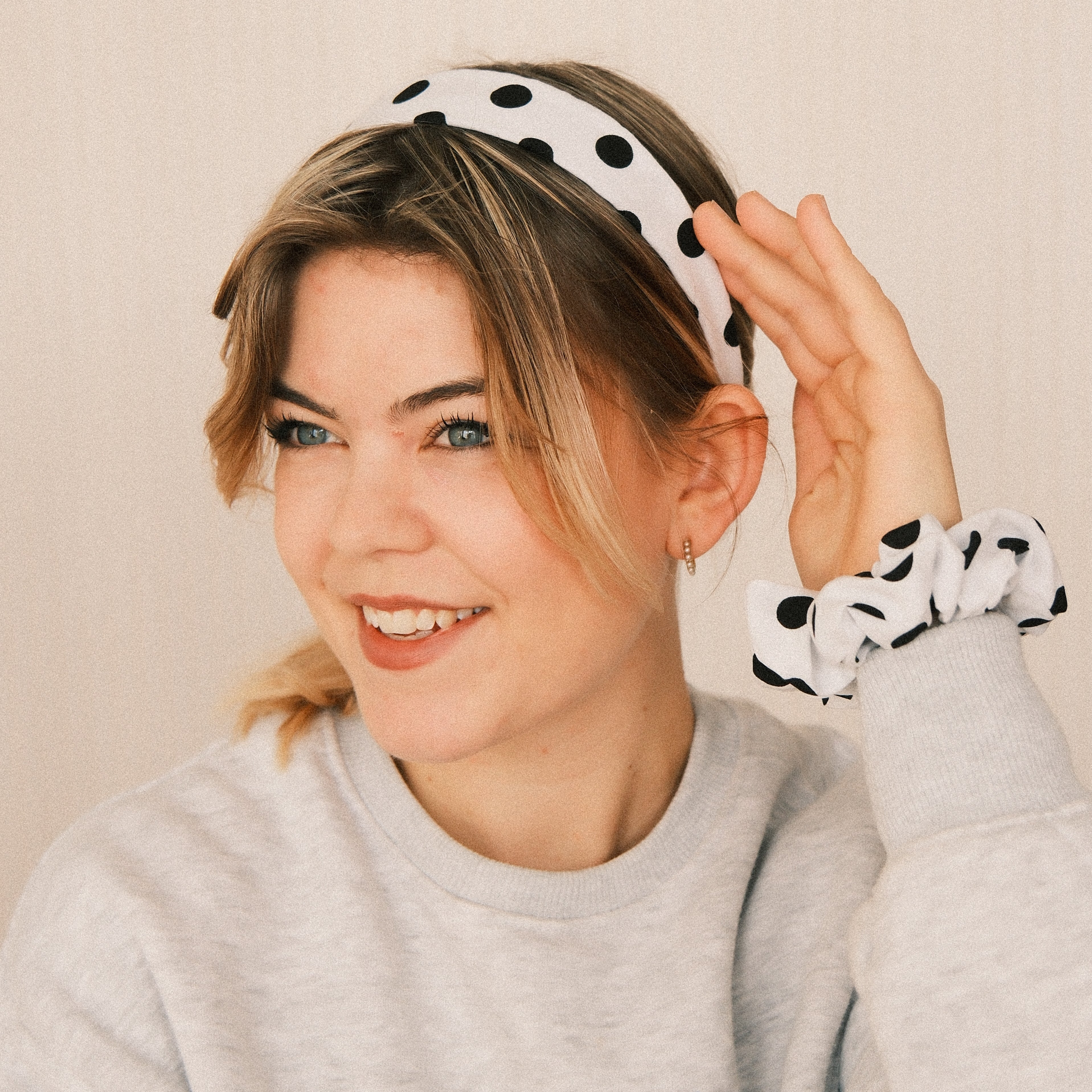 Anne - Polka Dots Weiß