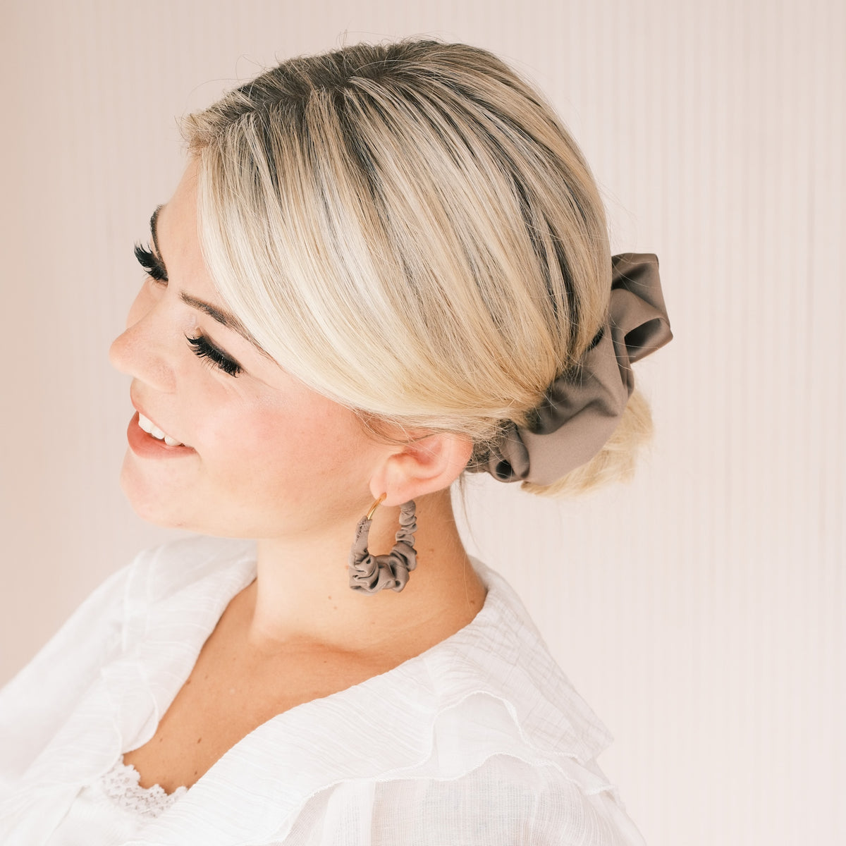 Big Scrunchie - Satin Braun