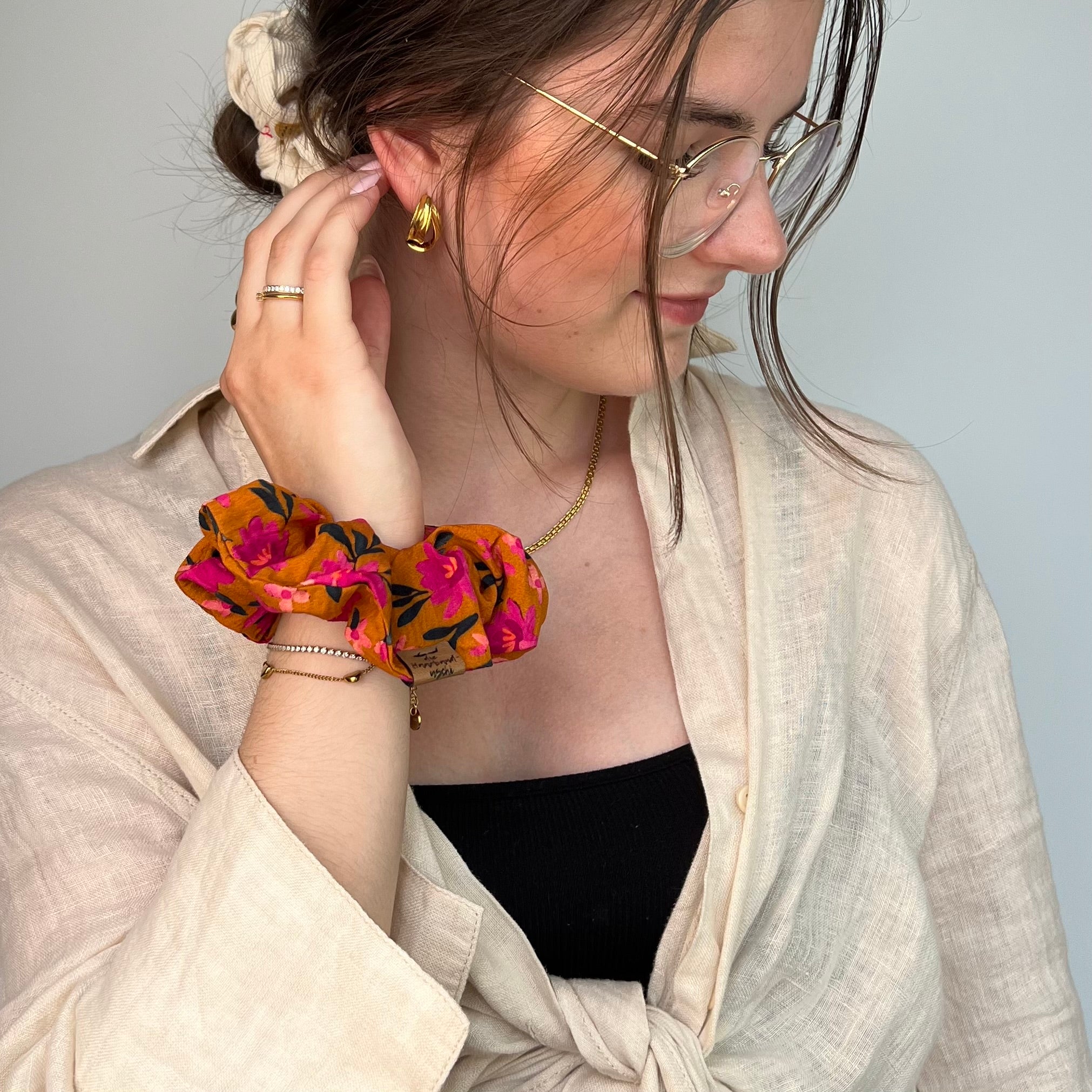Big Scrunchie - Blütensinfonie Gold