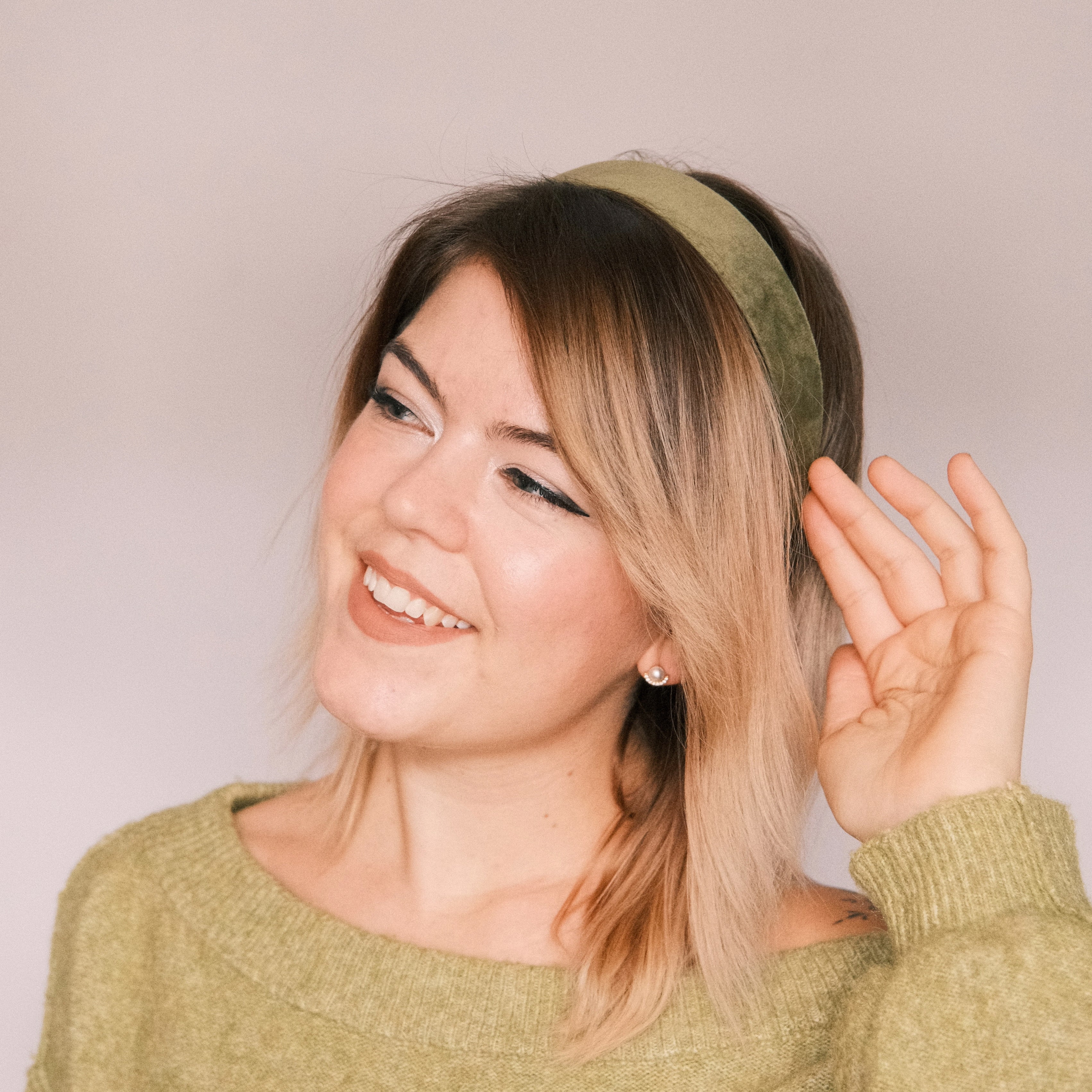 Anne - Samt Hellgrün