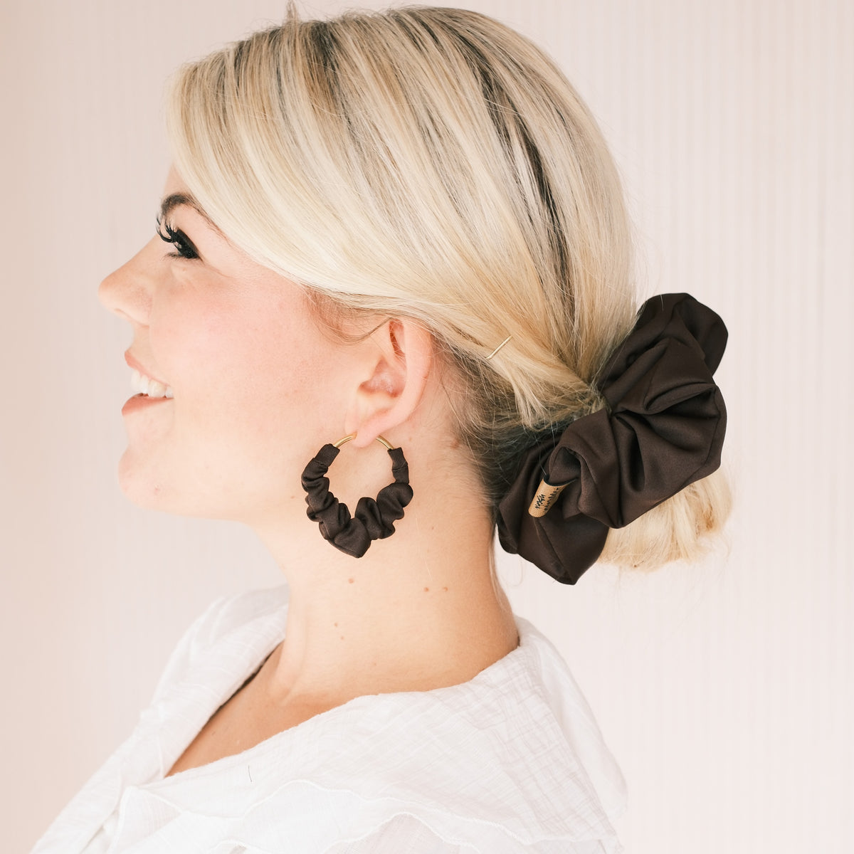 Big Scrunchie - Satin Chocolat Brown