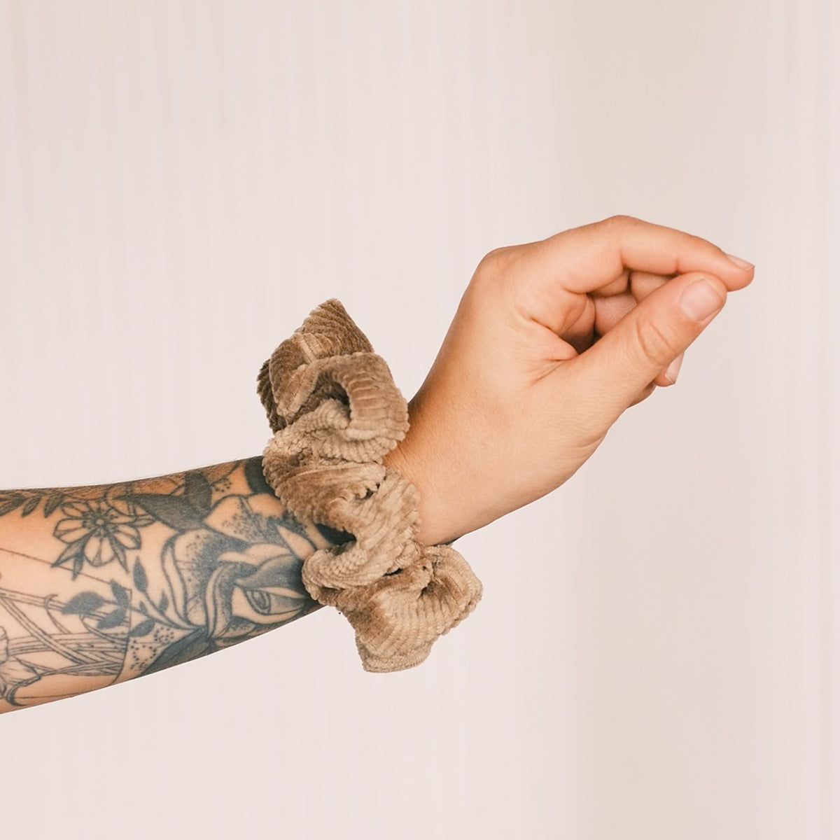 Scrunchie - Cord Khaki