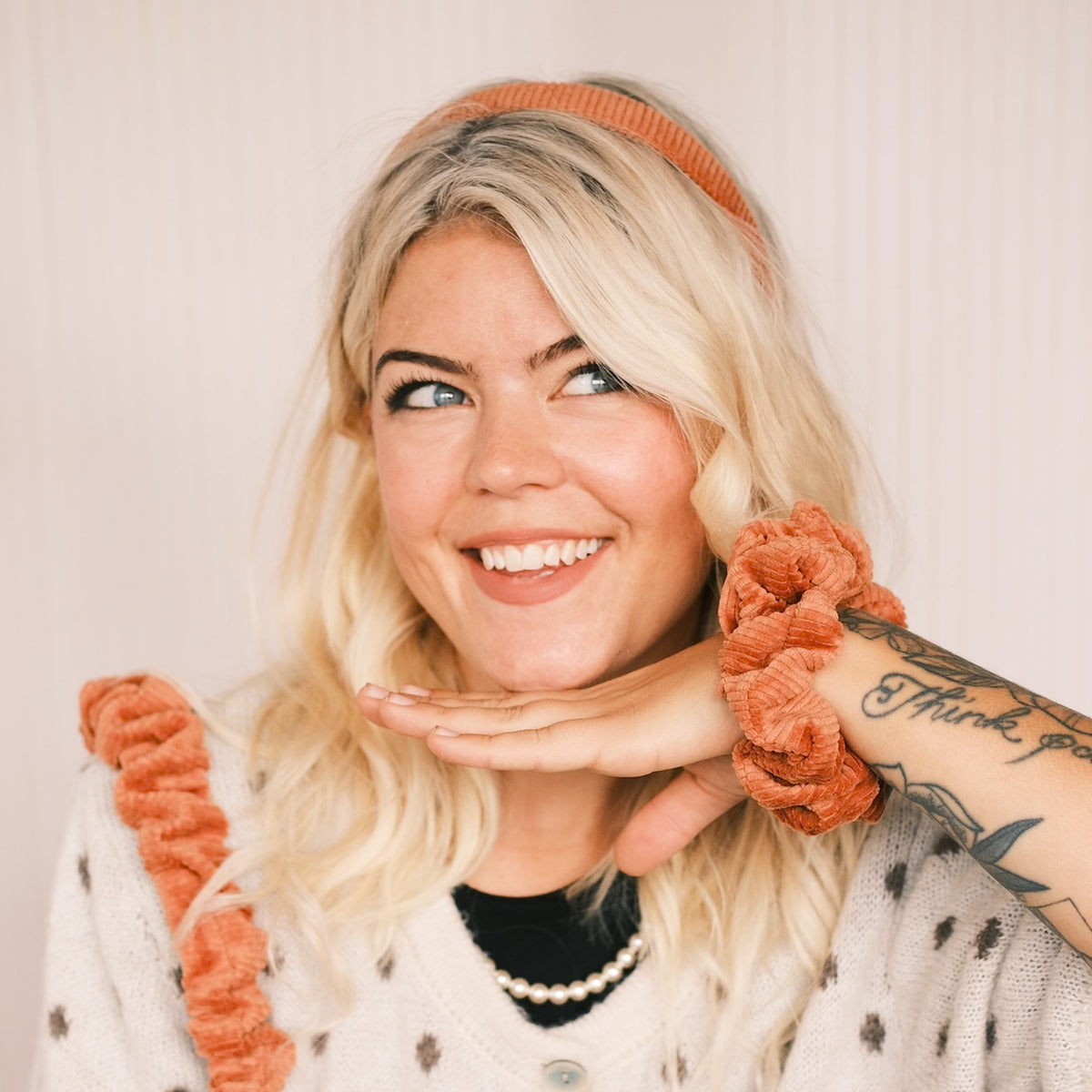 Scrunchie - Cord Orange