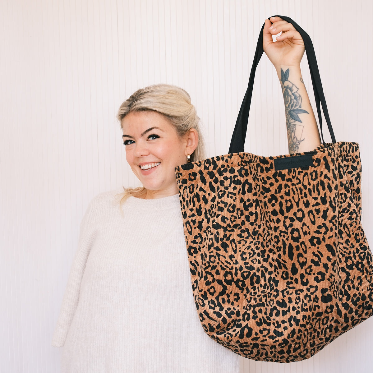 XL Shopper - Leo Cord Camel
