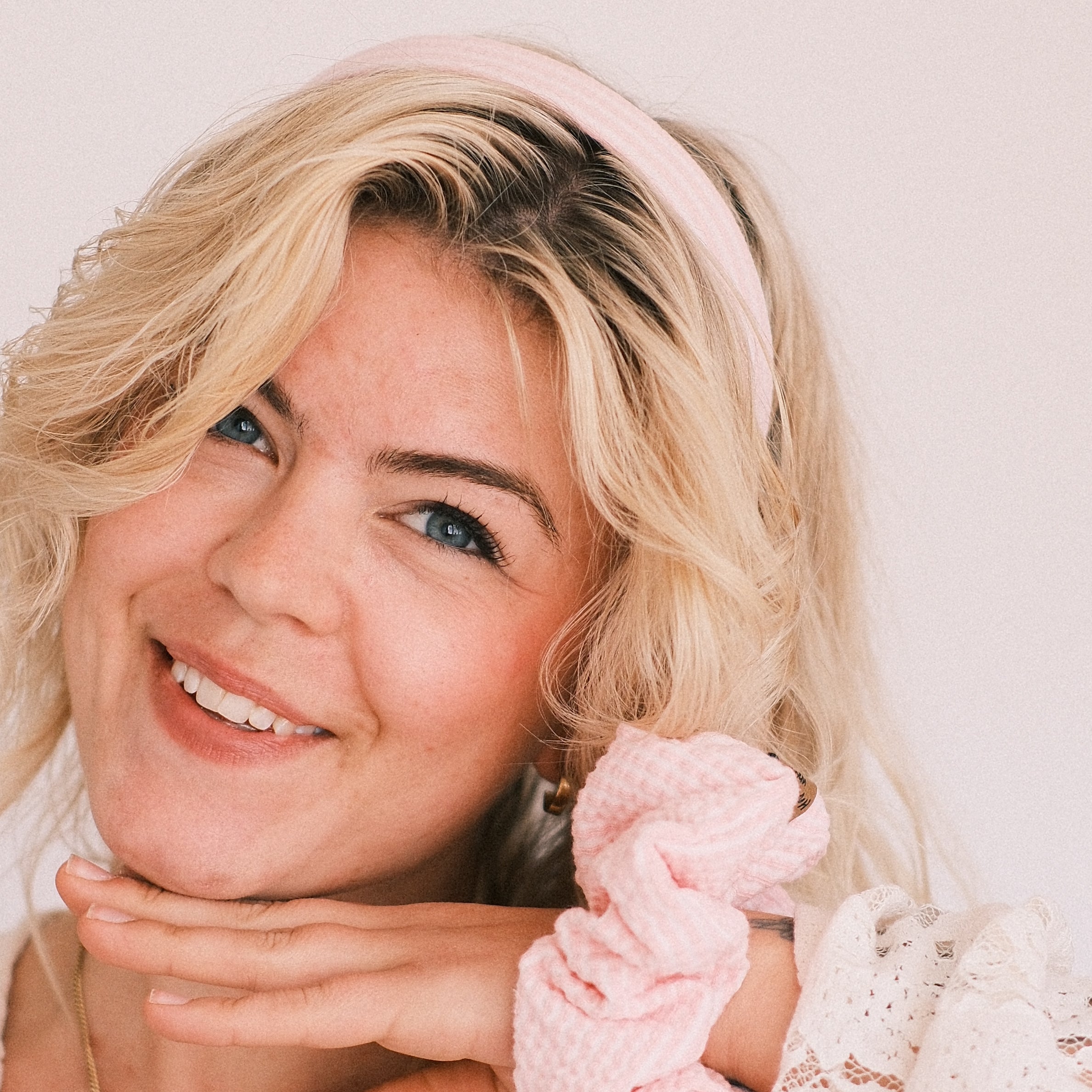 Anna - Cotton Candy