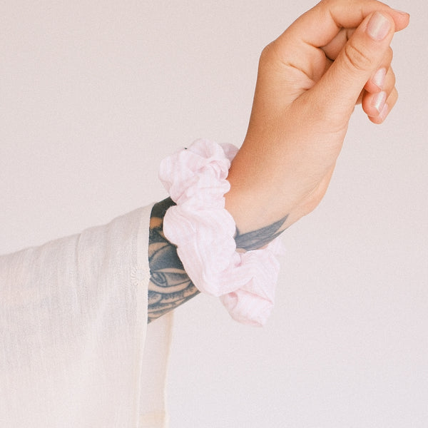 Scrunchie - gestreift rosa