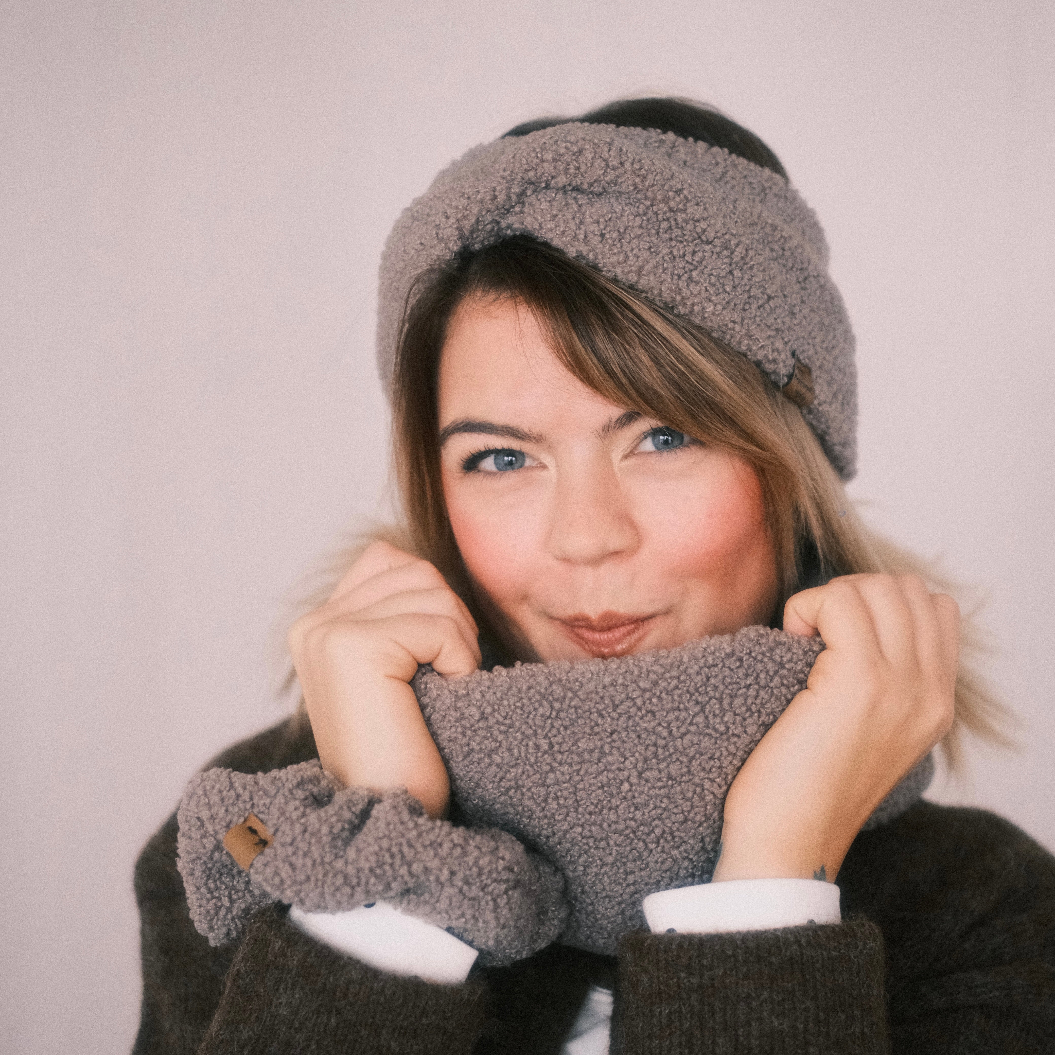 Loop - Teddy Salbei Grau