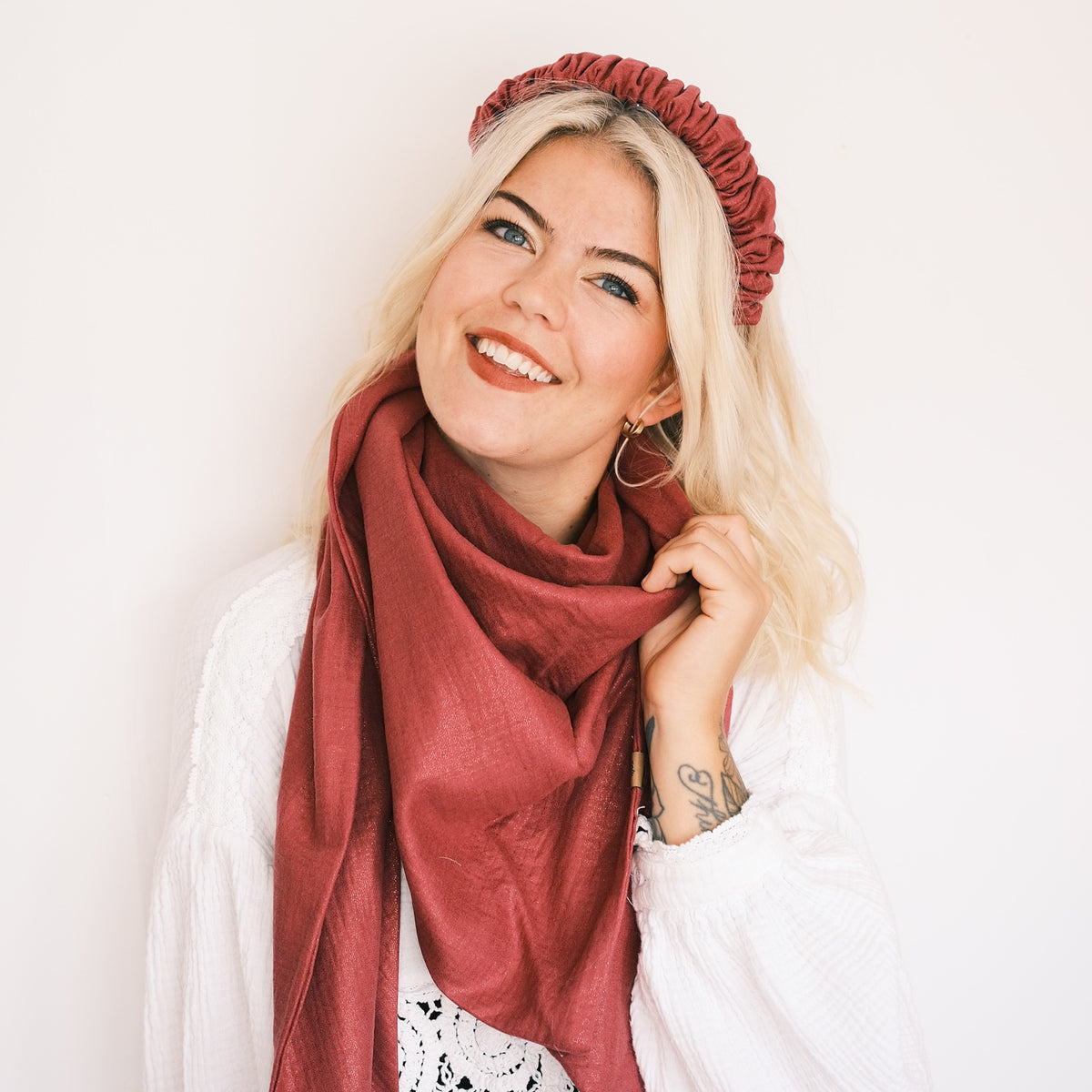 Ronja – Musselin Glitzer Weinrot
