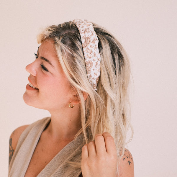 Fritzi - Vintage Paisley Weiß