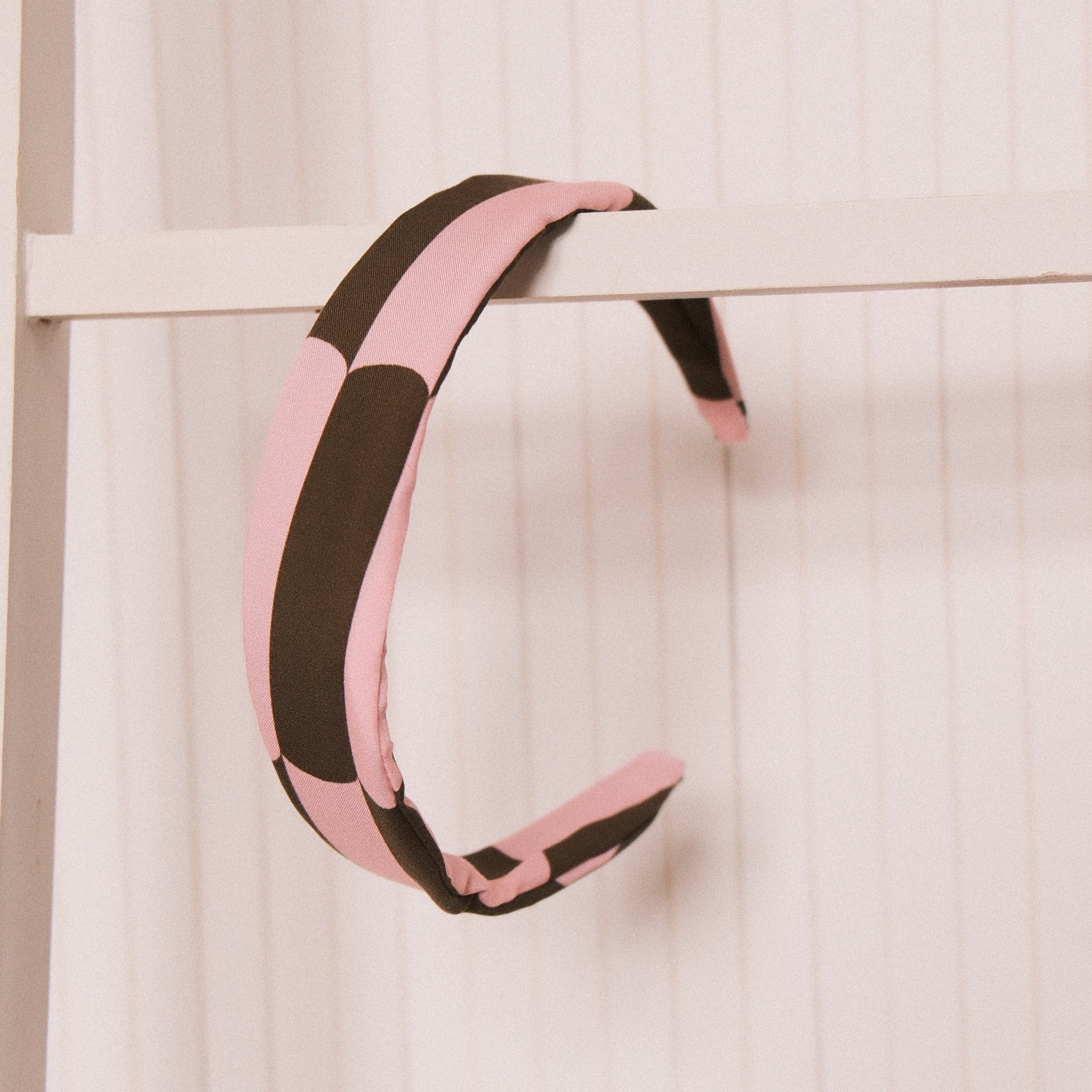 Anne - Candy Lines Olive