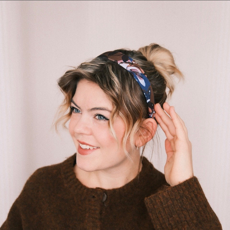 Anne - Blütenpoesie Dunkel