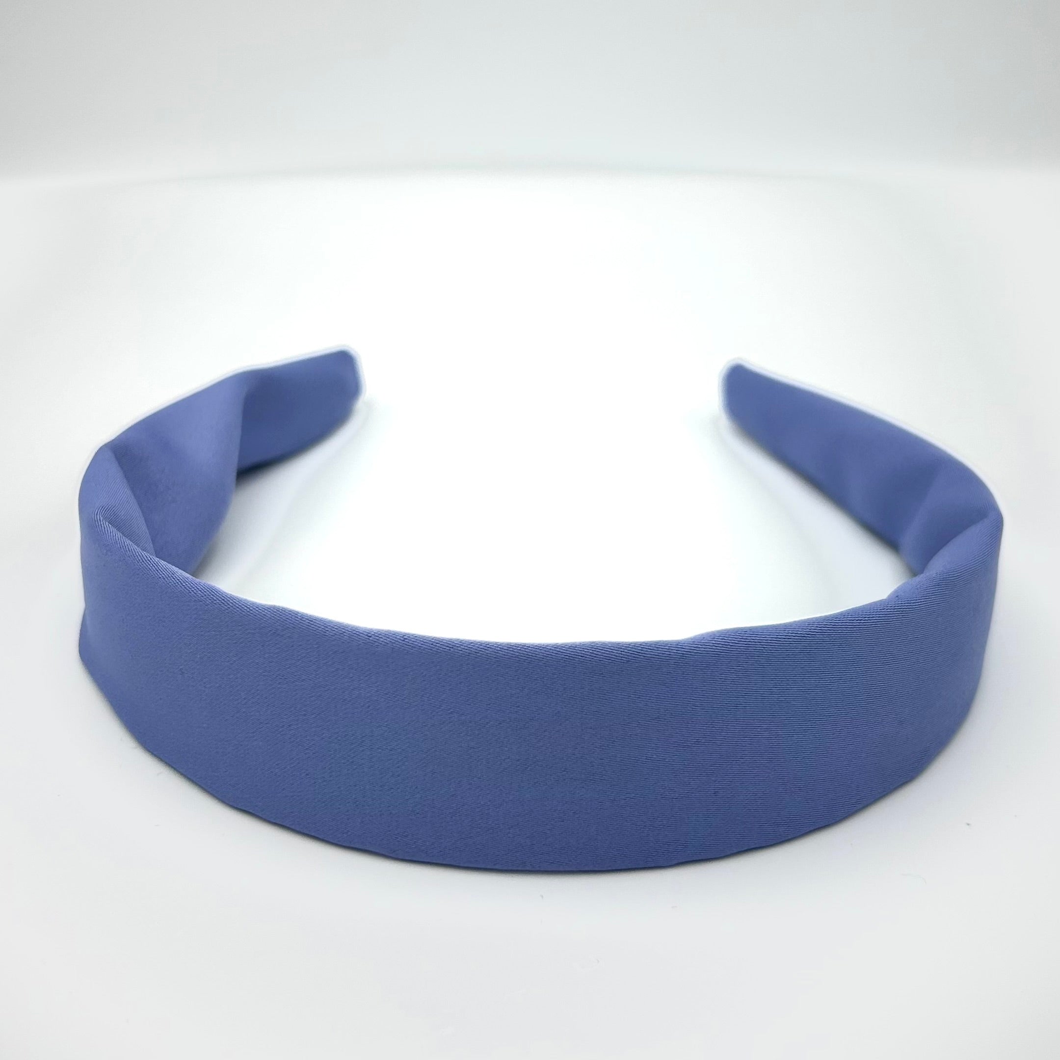 Anne Satin Hellblau