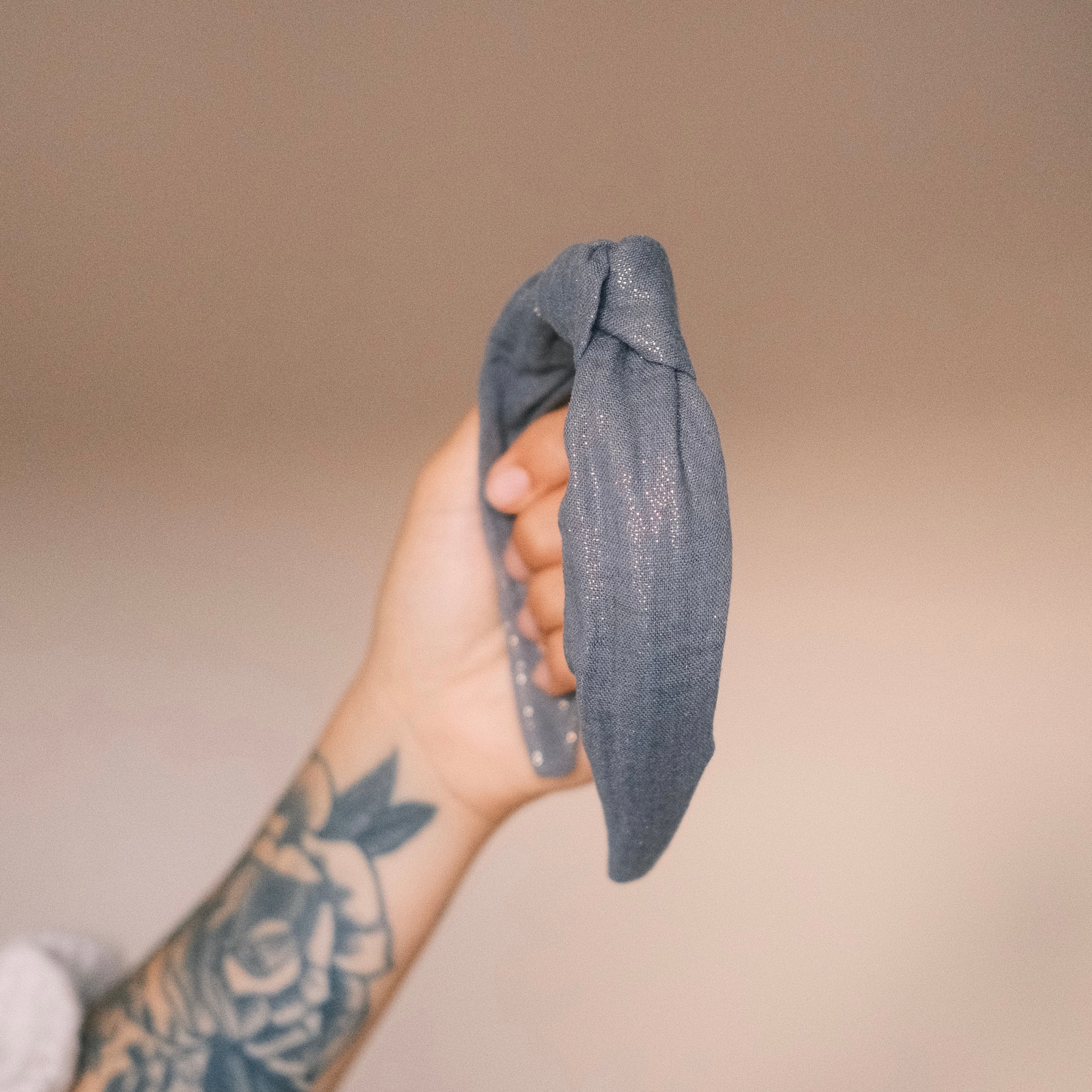 Lilly - Glitzer Blaugrau