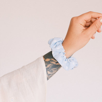 Scrunchie - Dots Hellblau