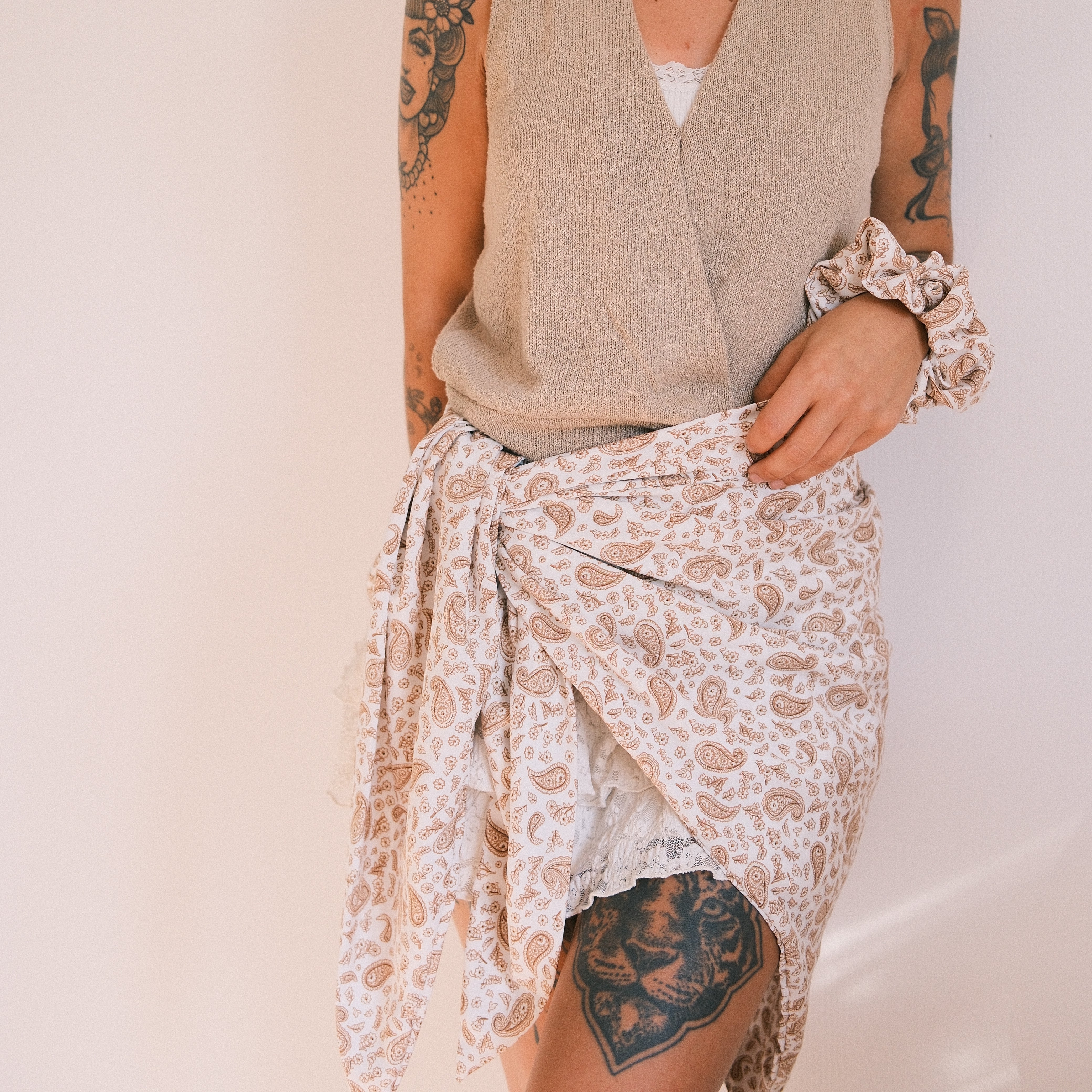 XXL Dreieckstuch  - Vintage Paisley Weiß