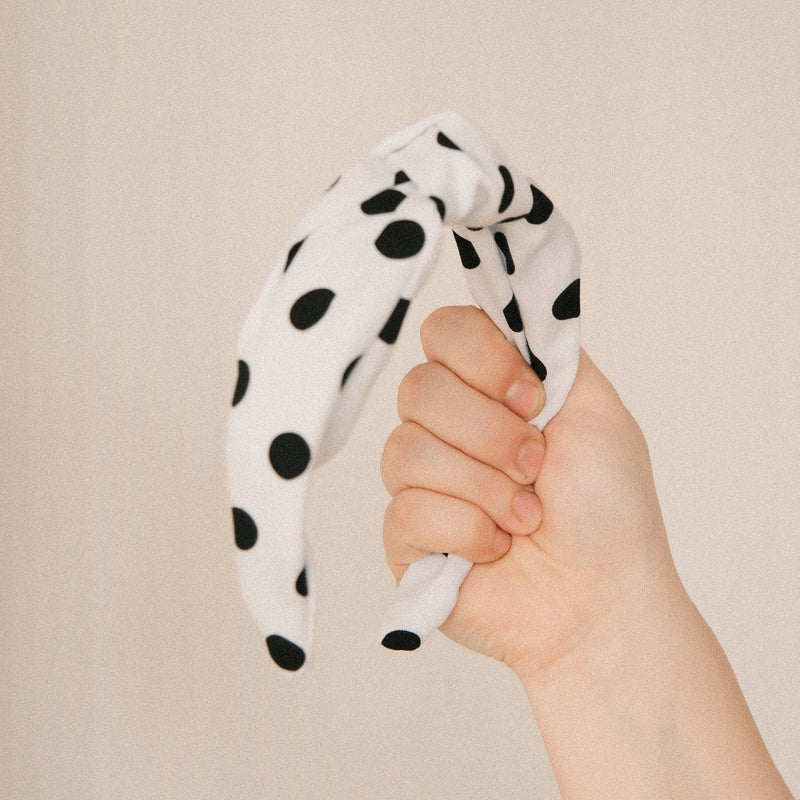 Katharina - Polka Dots Weiß