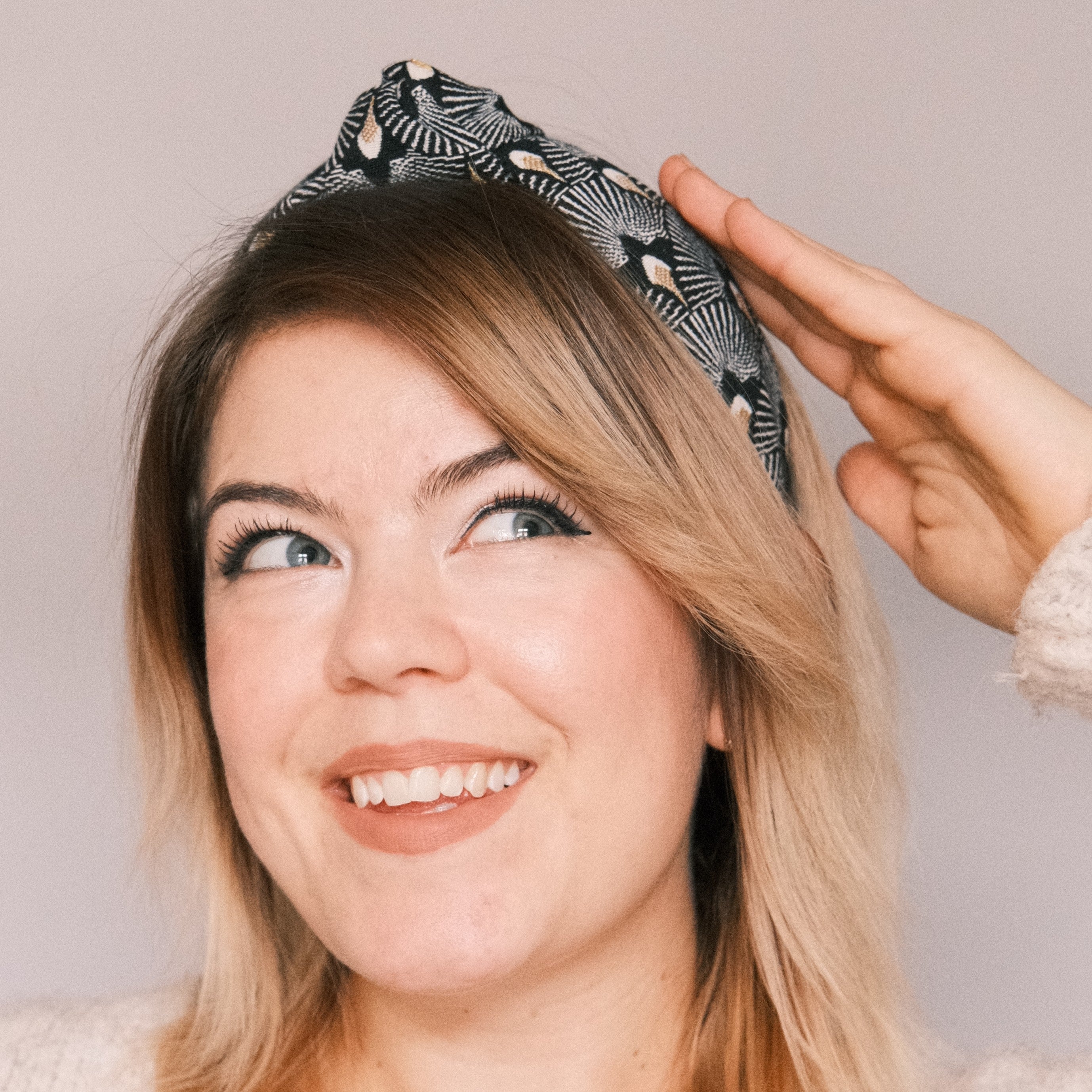 Leyla - Golden Night Small