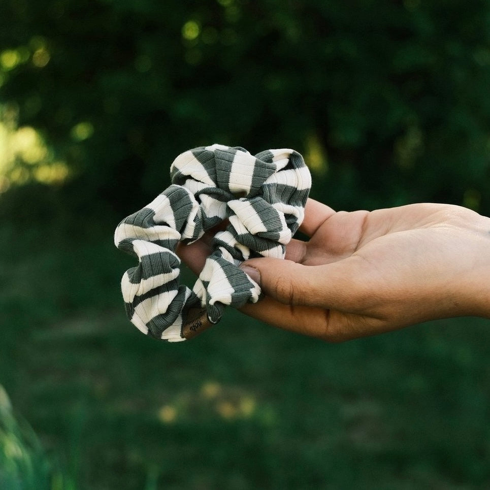 Scrunchie gestreift Grün