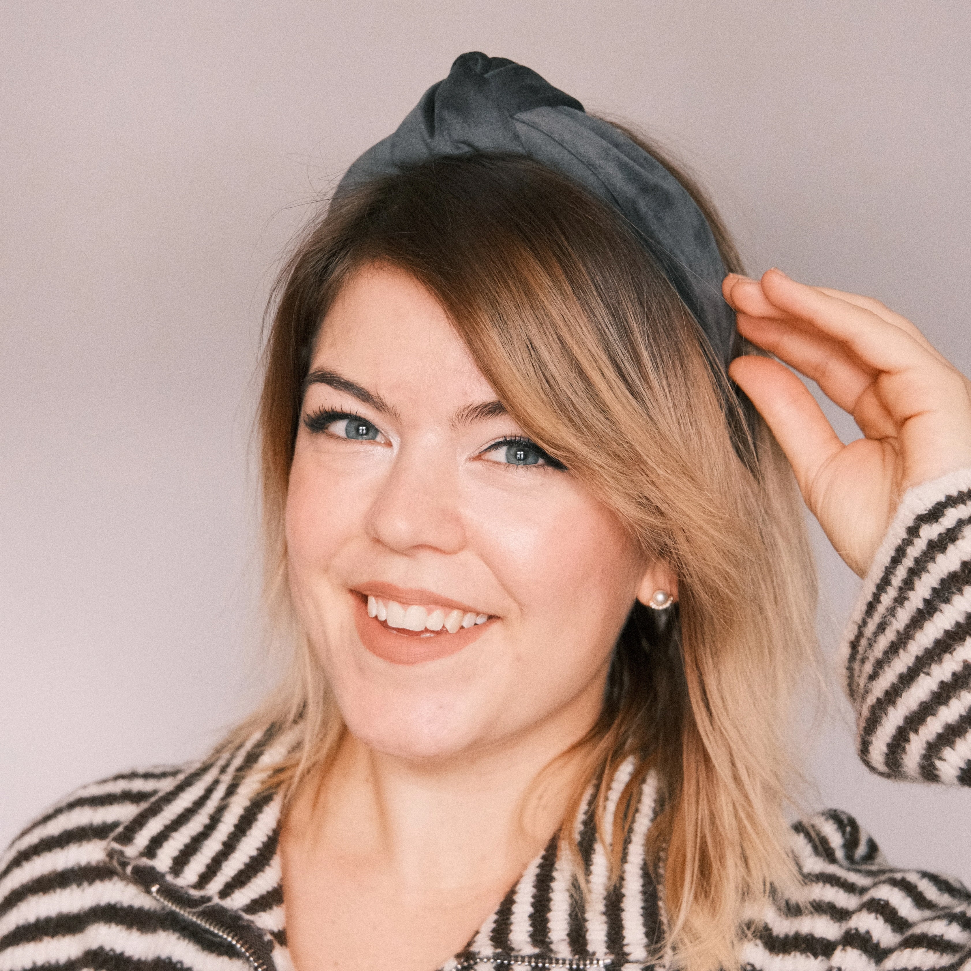 Leyla - Samt Graphit