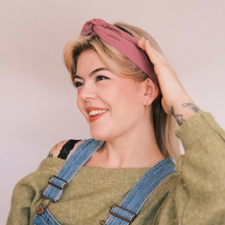 Drahthaarband - Musselin Beere