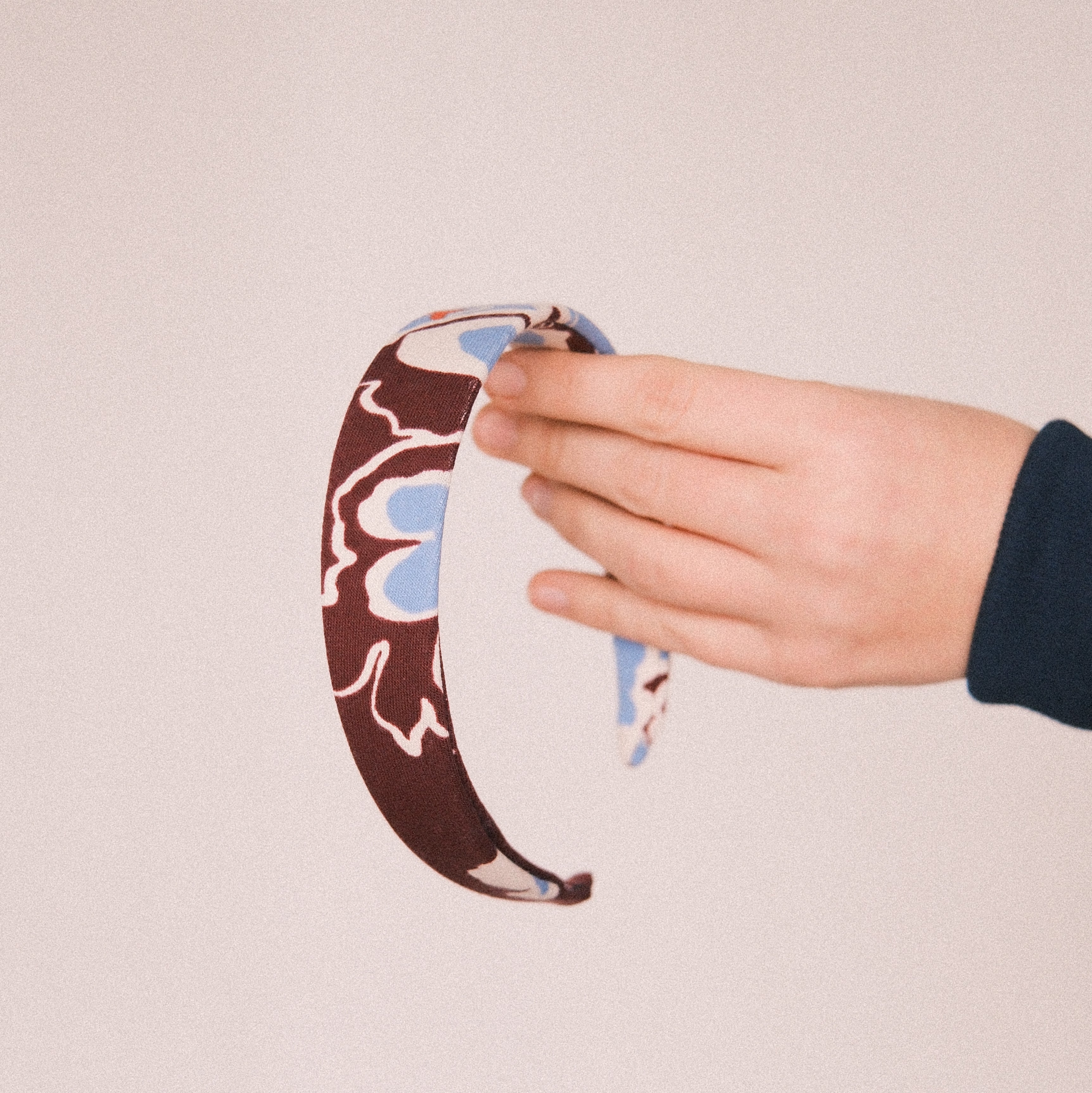 Anne - Blütenpoesie Bordeaux