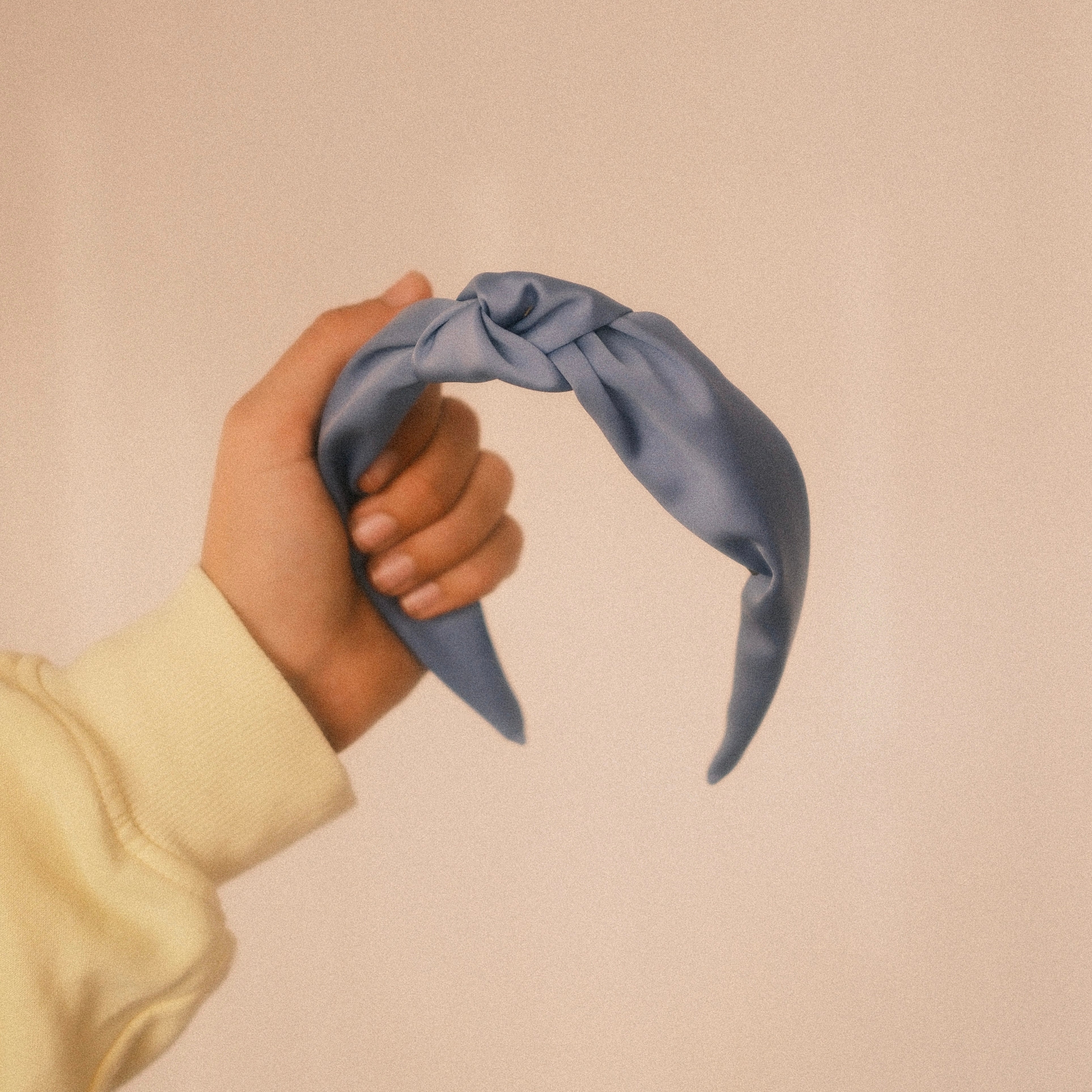Rosalie - Satin Hellblau