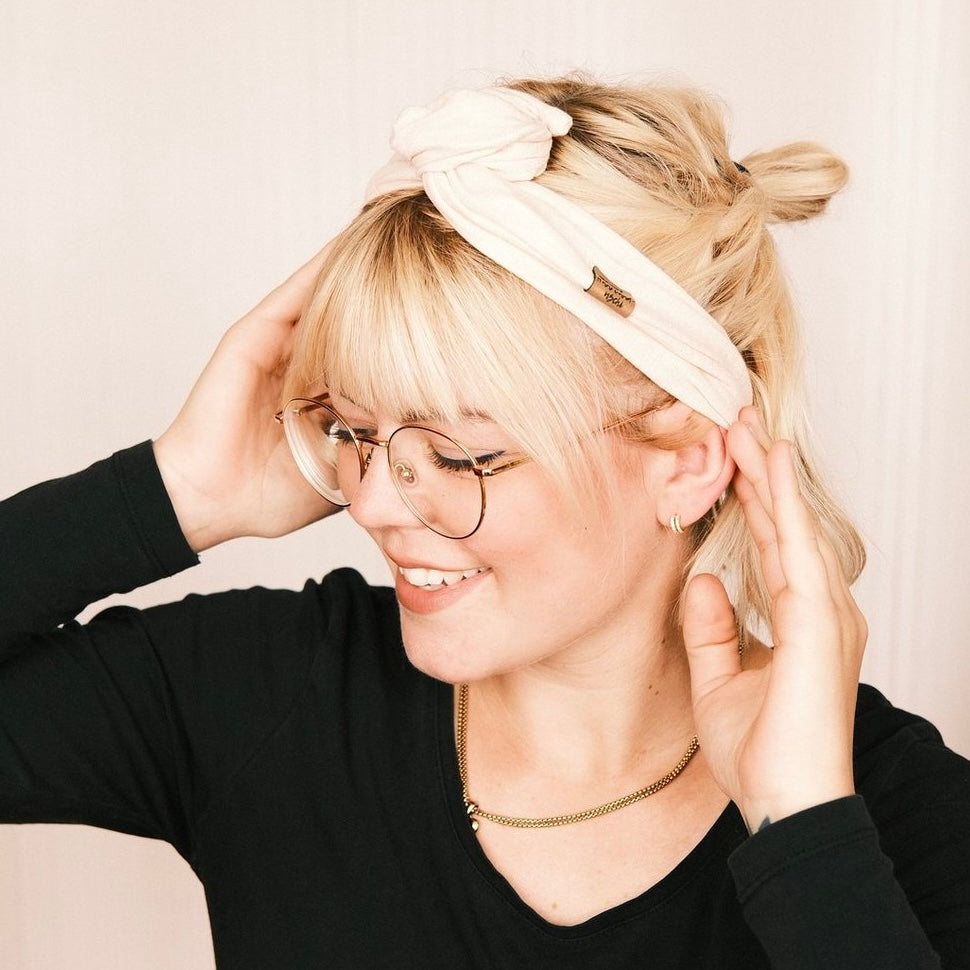 Drahthaarband Glitzer Creme