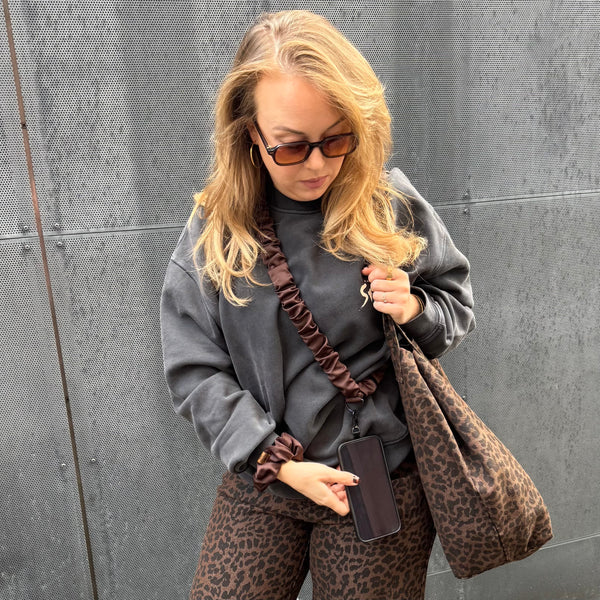 Handykette - Satin Chocolat Brown