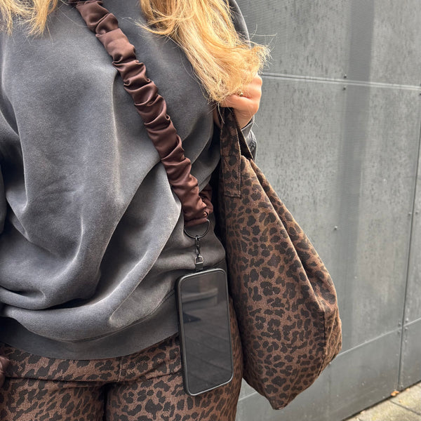 Handykette - Satin Chocolat Brown