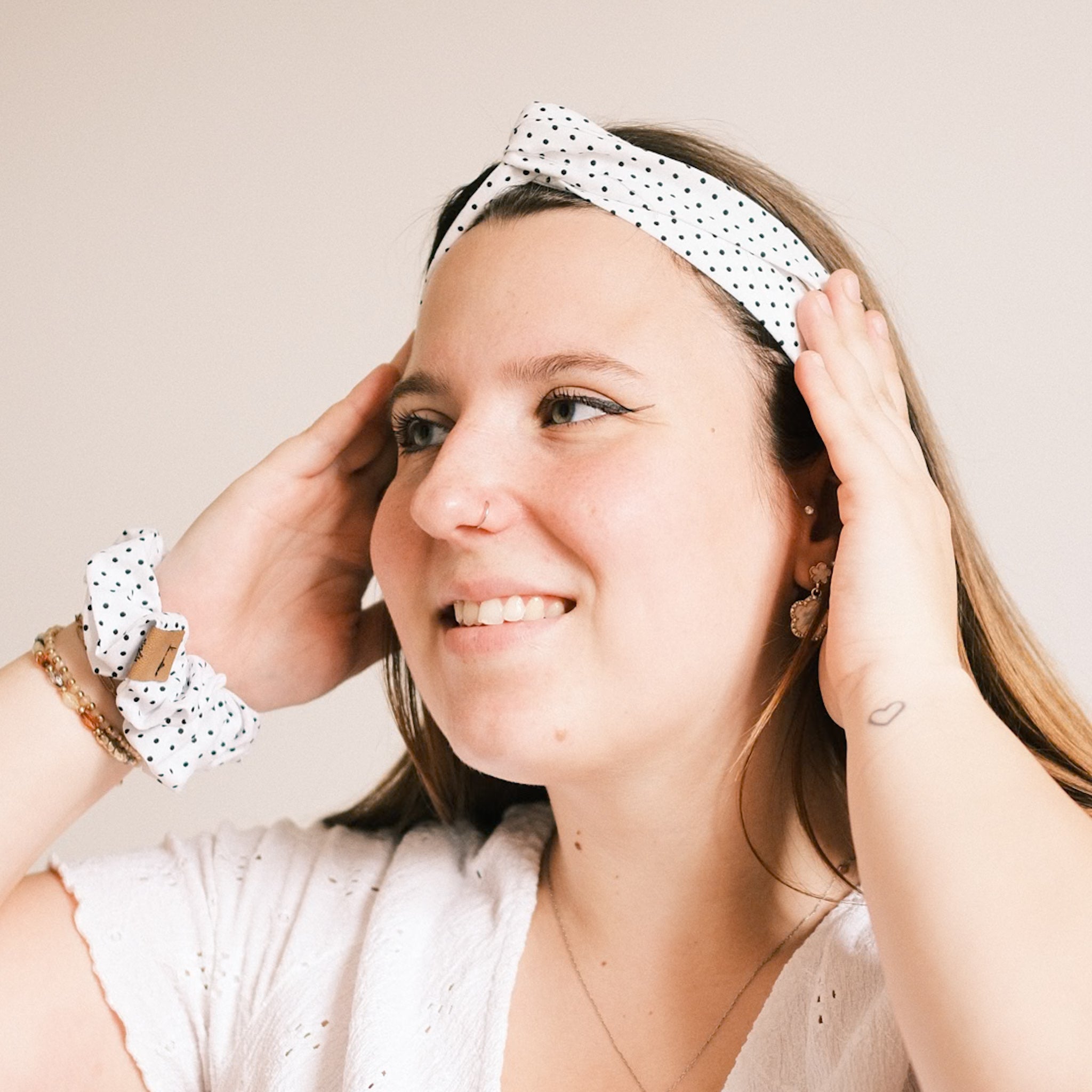 Drahthaarband schmal - Polka Dots Mini Weiß